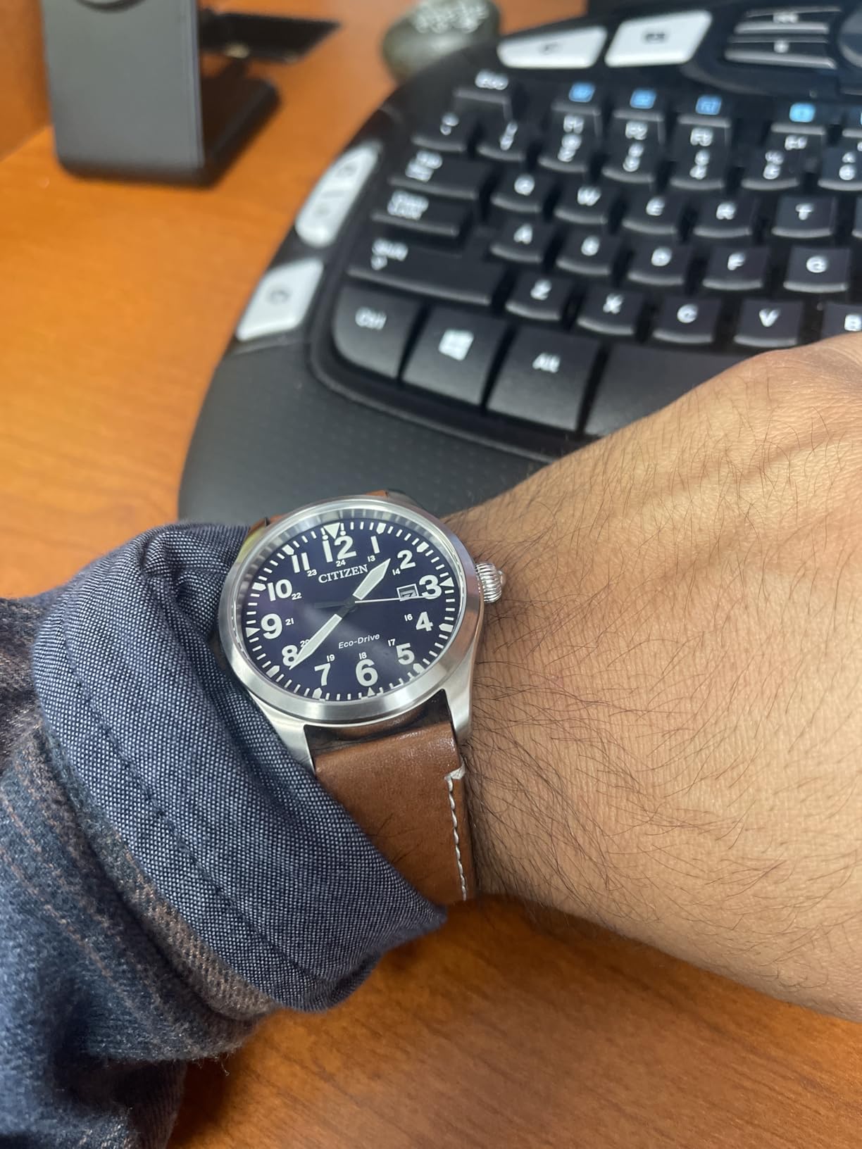 Citizen Men's Sport Casual Garrison 3-Hand Date Eco-Drive Leather Strap Field Watch customer photo 1