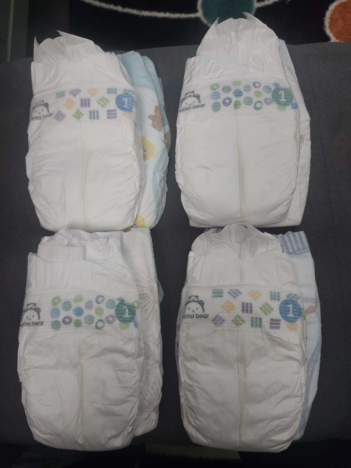 Amazon Brand - Mama Bear Gentle Touch Baby Diapers, Size 1, Leak Protection, Wetness Indicator, Umbilical Cord Cutout, 200 Count (4 packs of 50) customer photo 2