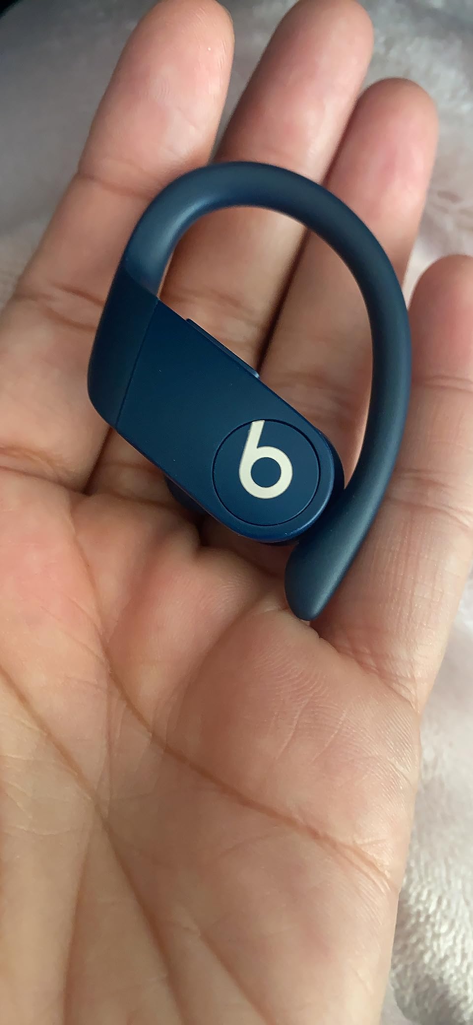 Powerbeats Pro Totally Wireless & High-Performance Bluetooth Earphones Black (Renewed) customer photo 2