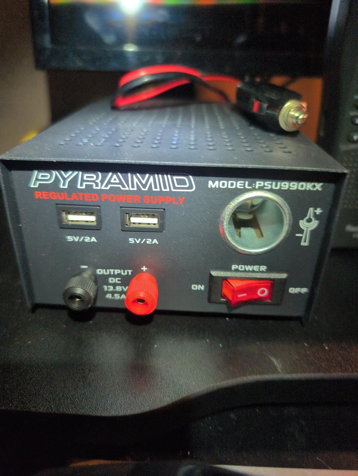 Pyramid PSU990KX Universal Compact Bench Power Supply - 7 Amp Regulated Home Lab Benchtop AC-DC Converter Power Supply for CB Radio, HAM w/ 13.8 Volt DC 120V AC Supply, Dual USB, Cigarette Lighter customer photo 2