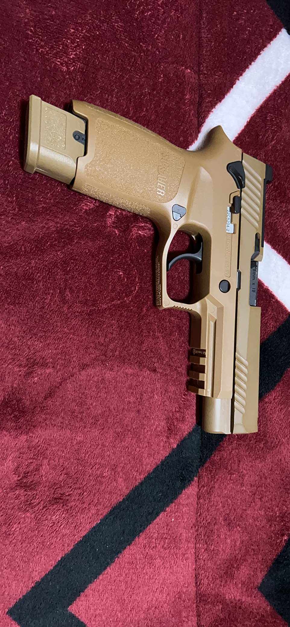 Sig Sauer Proforce 6mm BB Caliber Metal Slide Construction with Full Blow-Back Action 21rd M17 Airsoft Pistol, Coyote Tan customer photo 2