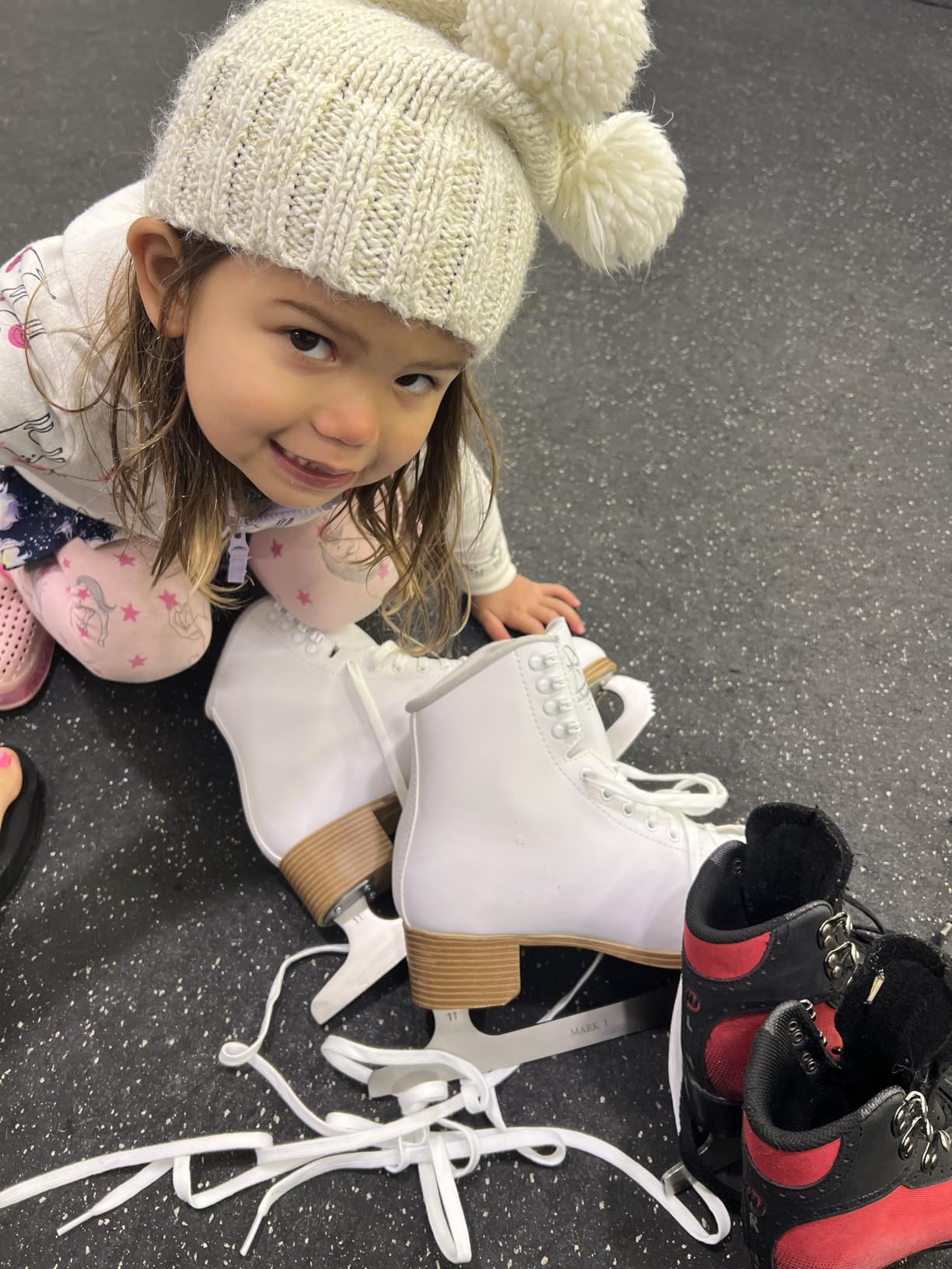 Jackson Classic 200 Womens/Girls Figure Ice Skates | Comfortable Figure Skates for Ice Skating & Recreational Figure Skating customer photo 1