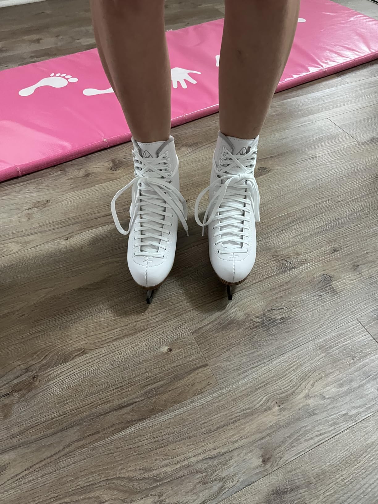 Jackson Classic 200 Womens/Girls Figure Ice Skates | Comfortable Figure Skates for Ice Skating & Recreational Figure Skating customer photo 2