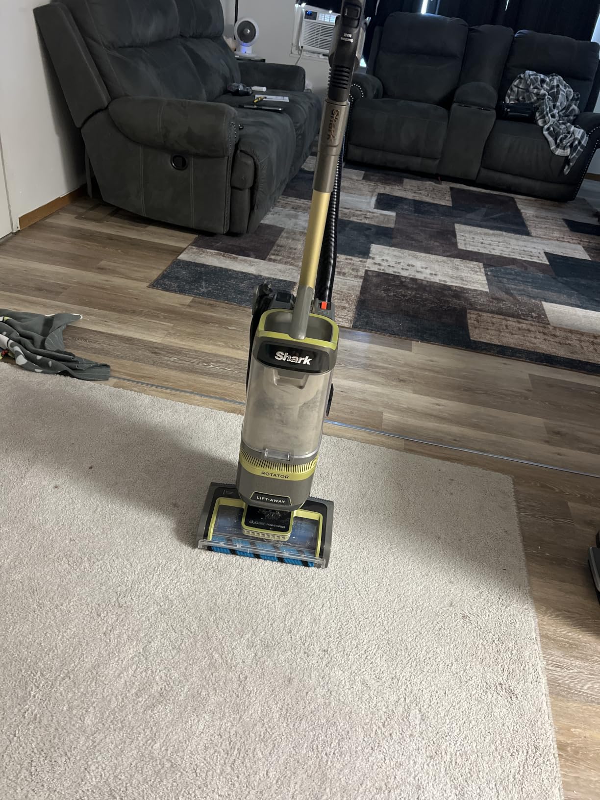Shark Rotator Lift-Away Upright Vacuum (LA502) - No Hair Wrap, HEPA Filter, LED Headlights, Carpets & Hardwood Floors customer photo 1
