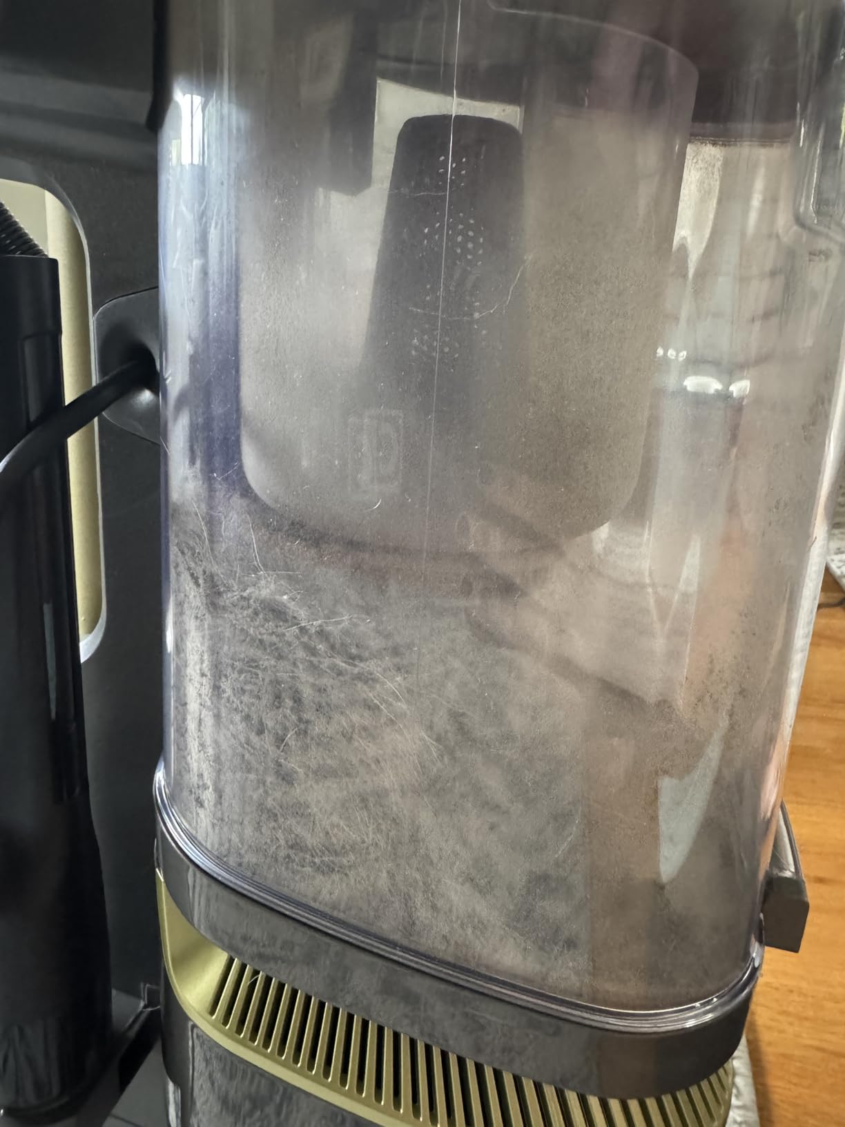 Shark Rotator Lift-Away Upright Vacuum (LA502) - No Hair Wrap, HEPA Filter, LED Headlights, Carpets & Hardwood Floors customer photo 2