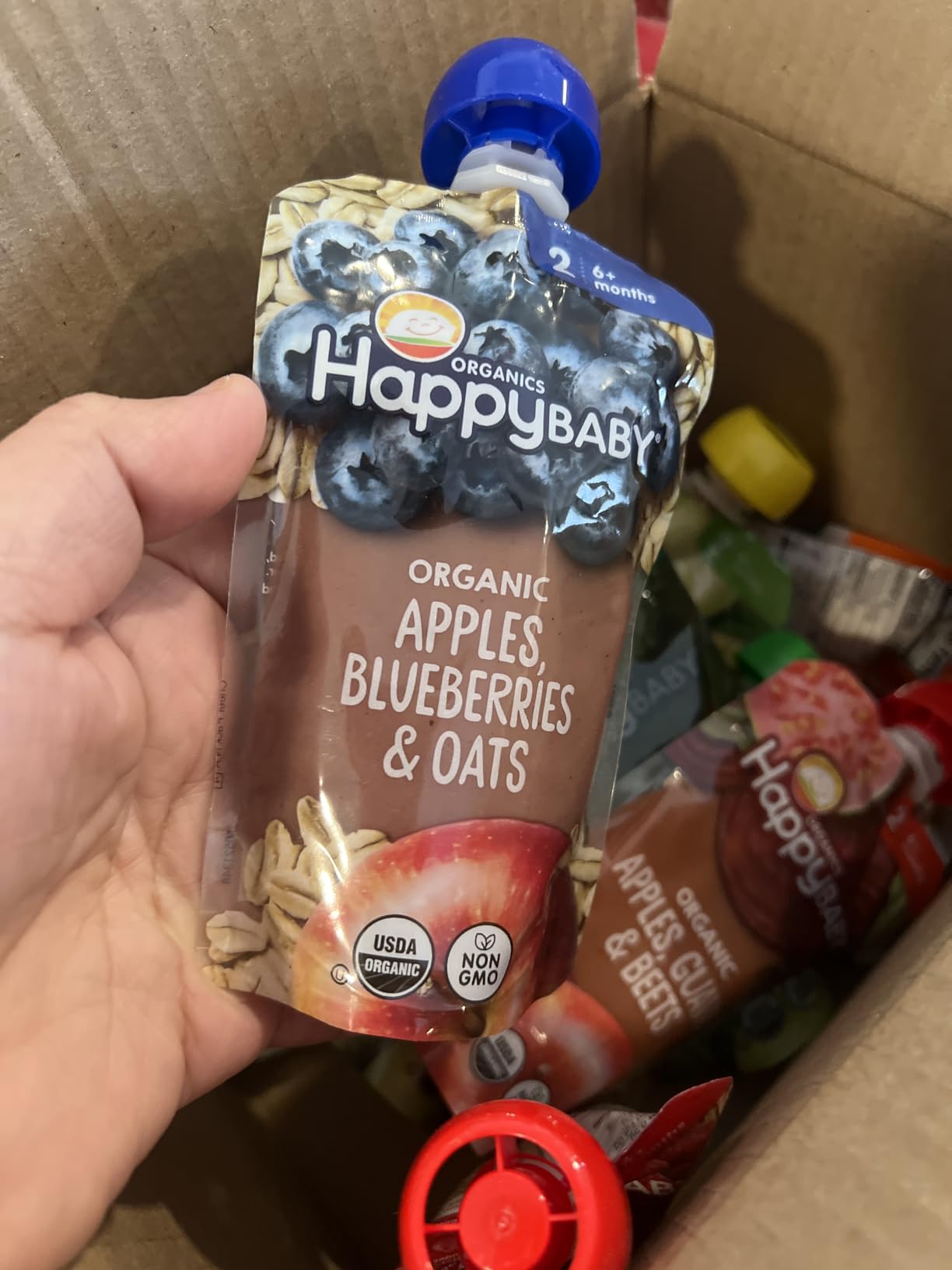 Happy Baby Organics Stage 2 Baby Food Pouches, Gluten Free, Vegan & Healthy Snack, Clearly Crafted Fruit & Veggie Puree, Fruit & Veggie Variety Pack, 4 Ounces (Pack of 10), Amazon Exclusive customer photo 2