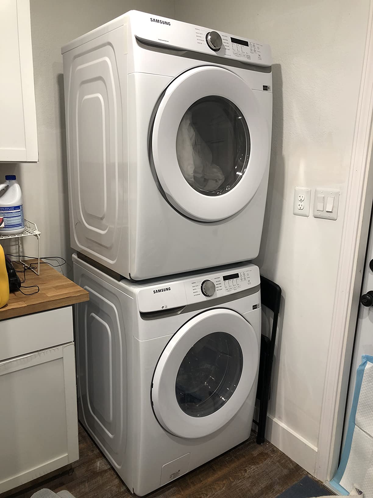 Samsung 4.5 cu. ft. High Efficiency Front Load Washer with Vibration Reduction Technology+, White, WF45T6000AW customer photo 1