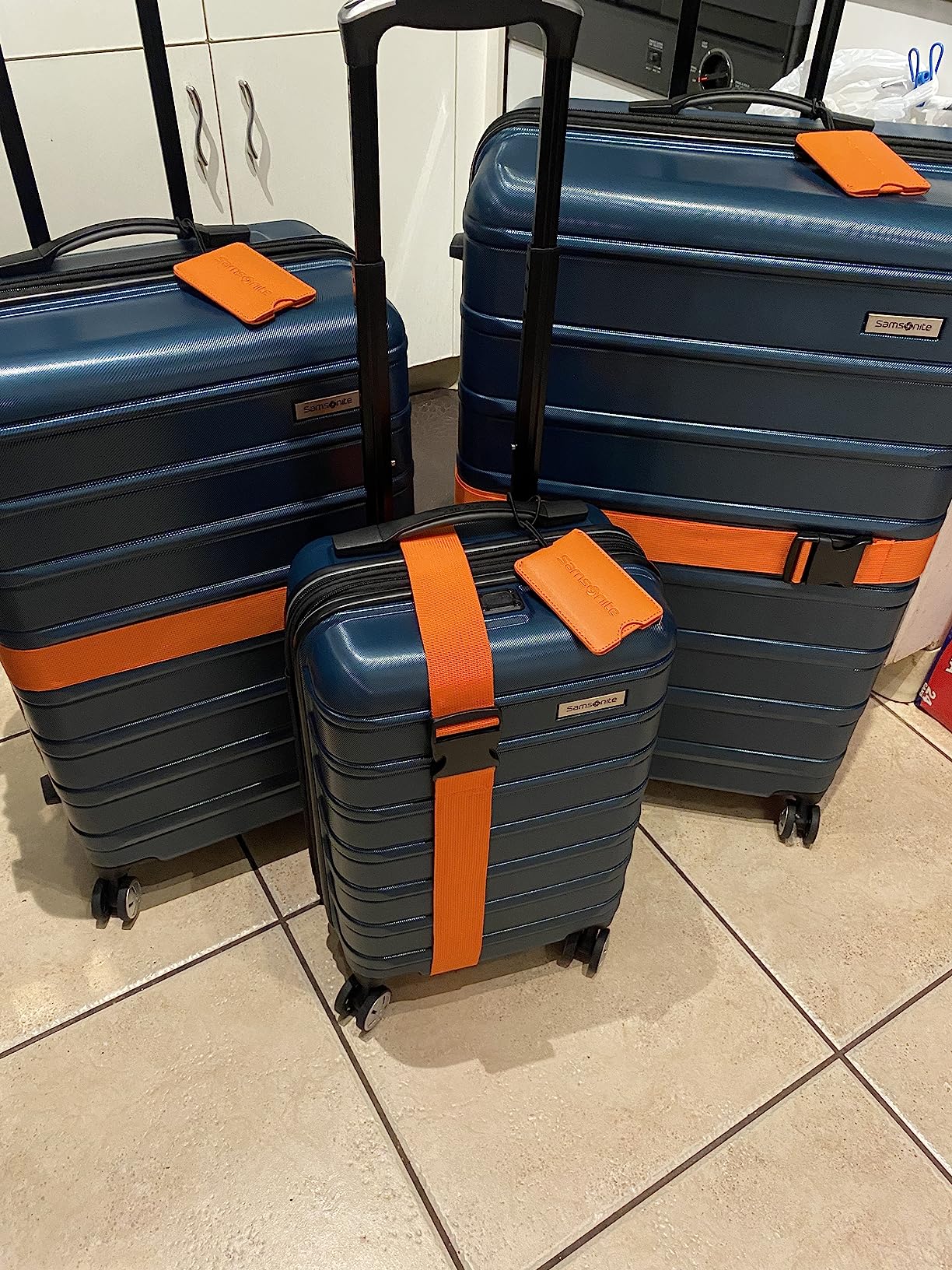 Samsonite Omni 2 Hardside 3 Piece Set - Includes Global Carry-On, Medium, & Large Checked Suitcases - 360 Dual Spinner Wheels - Integrated TSA Lock & Expansion - Amazon Exclusive - Artic Silver customer photo 2