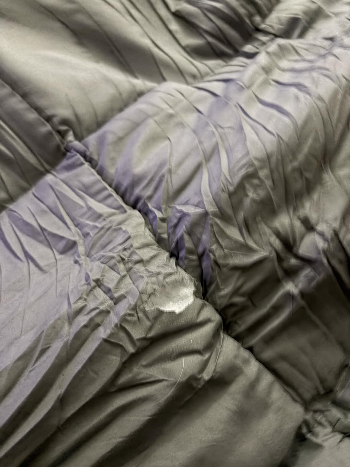 TEXARTIST Premium 2100 Series Queen Comforter All Season Breathable Grey Comforter Soft 4D Spiral Fiber Lightweight Quilted Down Alternative Duvet Insert with Corner Tabs Hotel Summer Style (88x88) customer photo 1