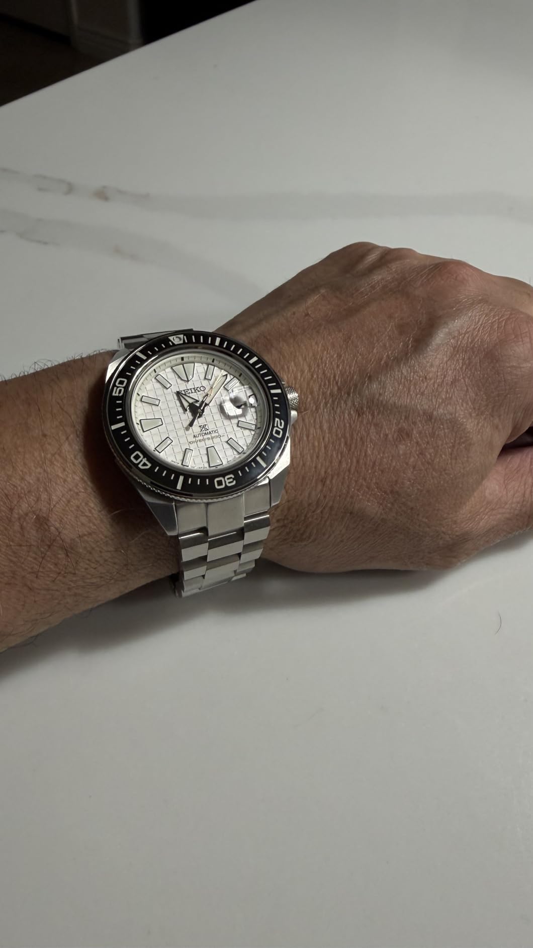 Seiko SRPG21 Automatic Dive Watch for Men - Prospex Collection - LumiBrite Hands, Magnified Date Calendar - 200M Water Resistant customer photo 1