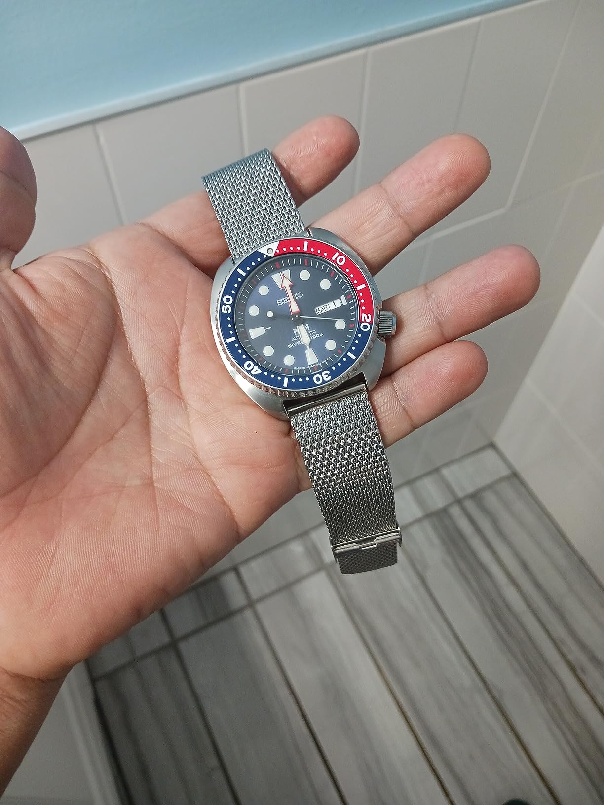 Seiko SRPE99 Automatic Dive Watch for Men - Prospex PADI Special Edition - LumiBrite Hands, Elapsed Timing Bezel - Water Resistant 200M customer photo 2