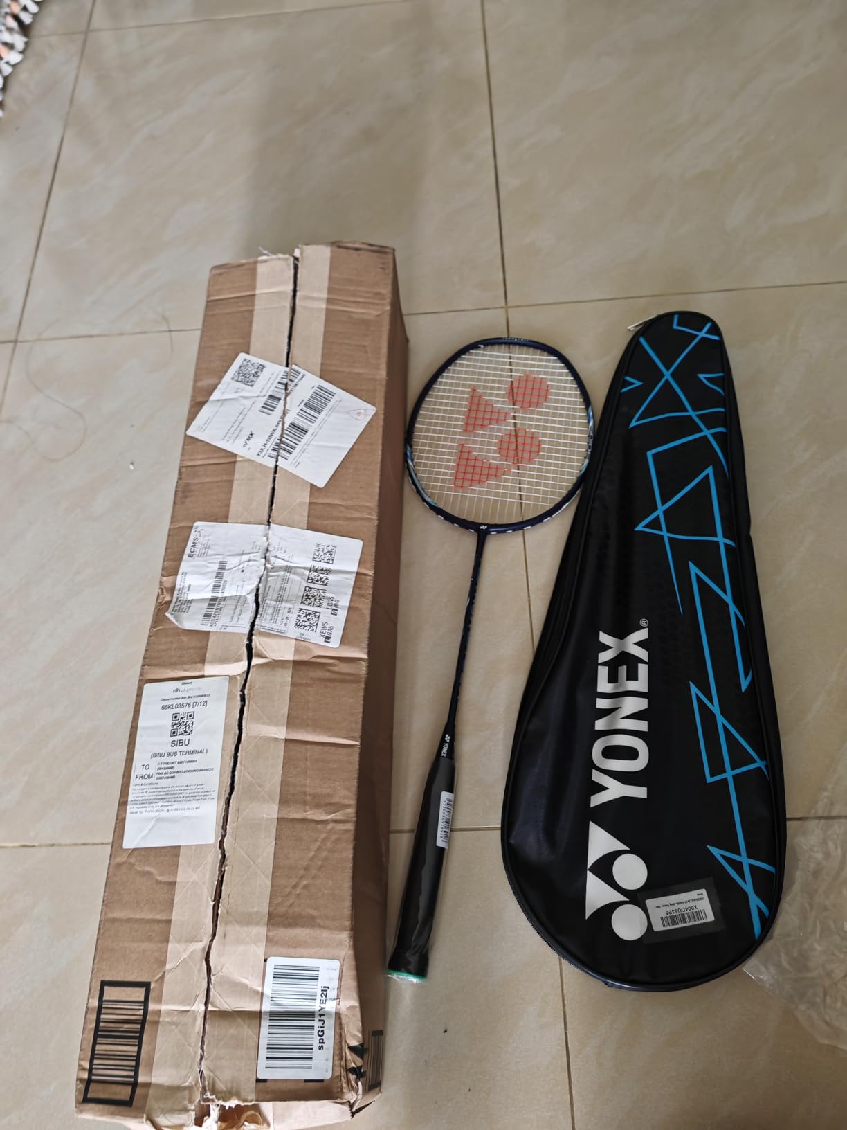 YONEX Astrox Smash Badminton Racket, Black/Red customer photo 1