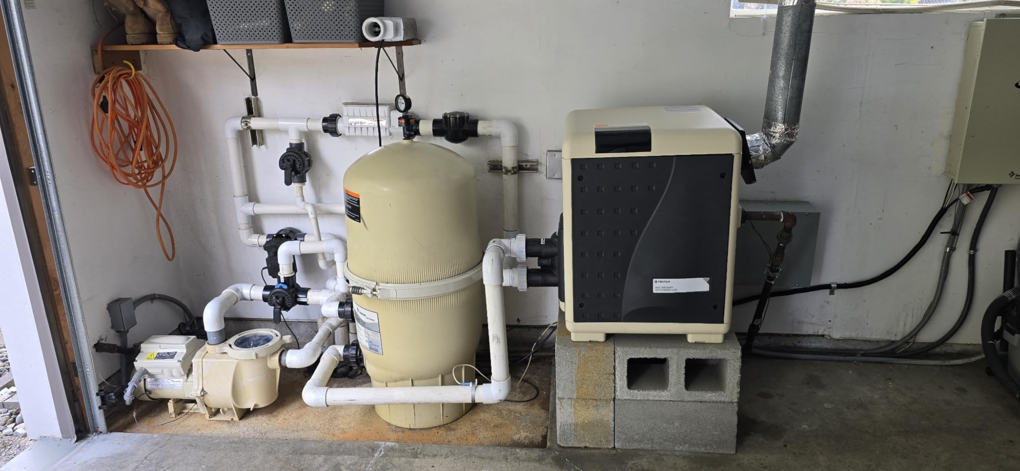 Pentair MasterTemp 400 High Performance Pool and Spa Heater - Natural Gas, 400,000 BTU customer photo 1