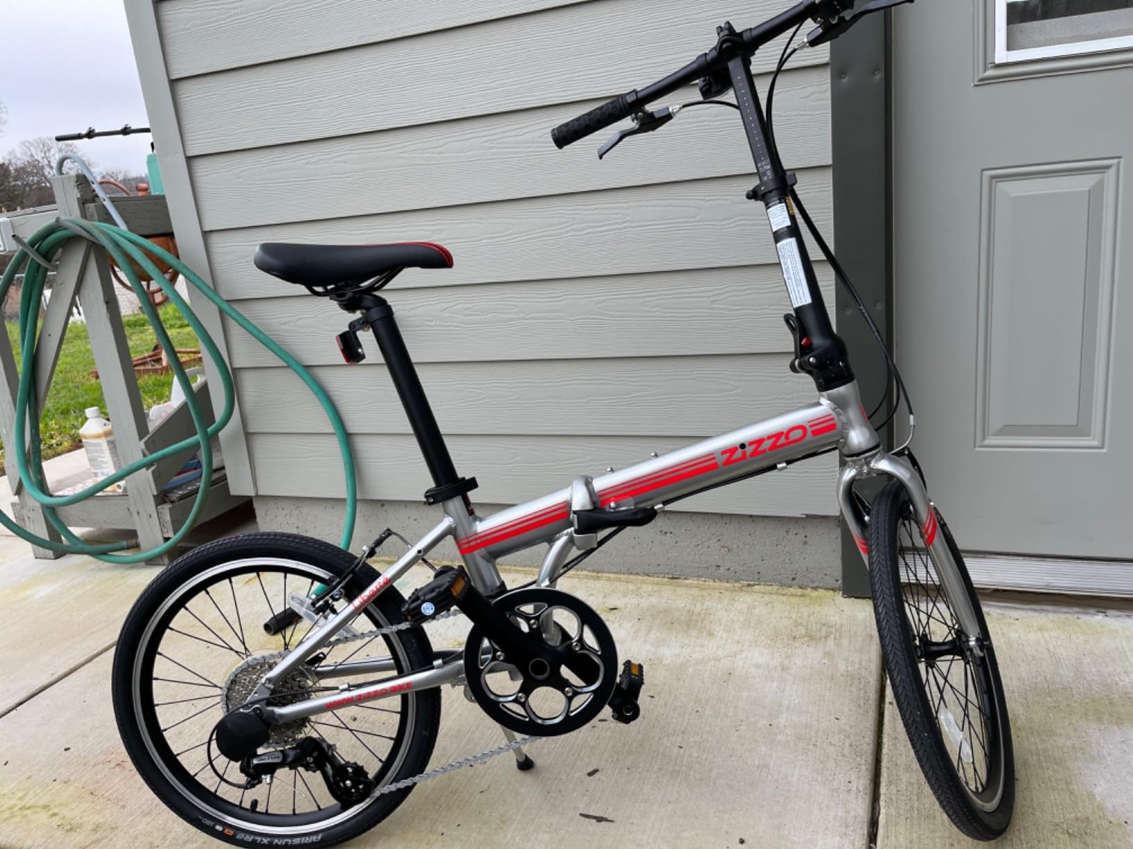 ZiZZO Liberte Plus 23 lb Lightweight Aluminum Alloy 20-Inch 8-Speed Folding Bicycle customer photo 1