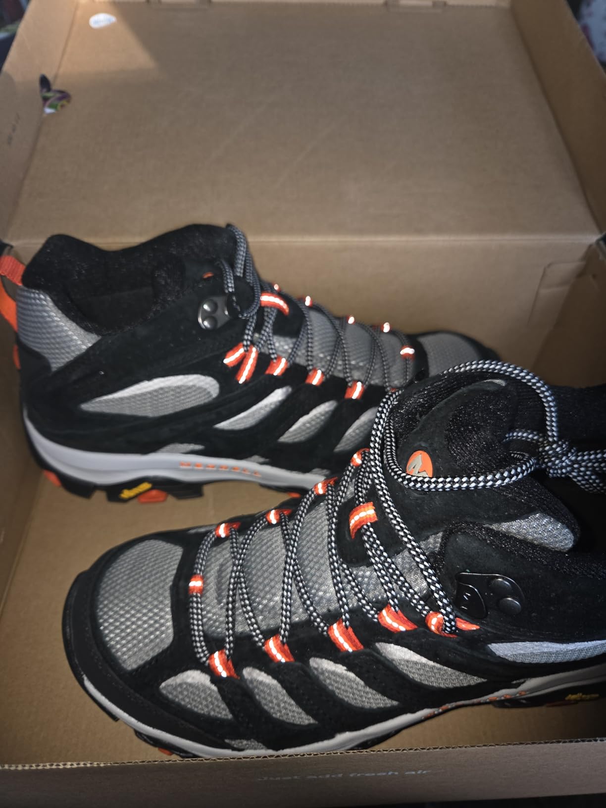 Men's Moab 3 Mid Waterproof Hiking Boots customer photo 1