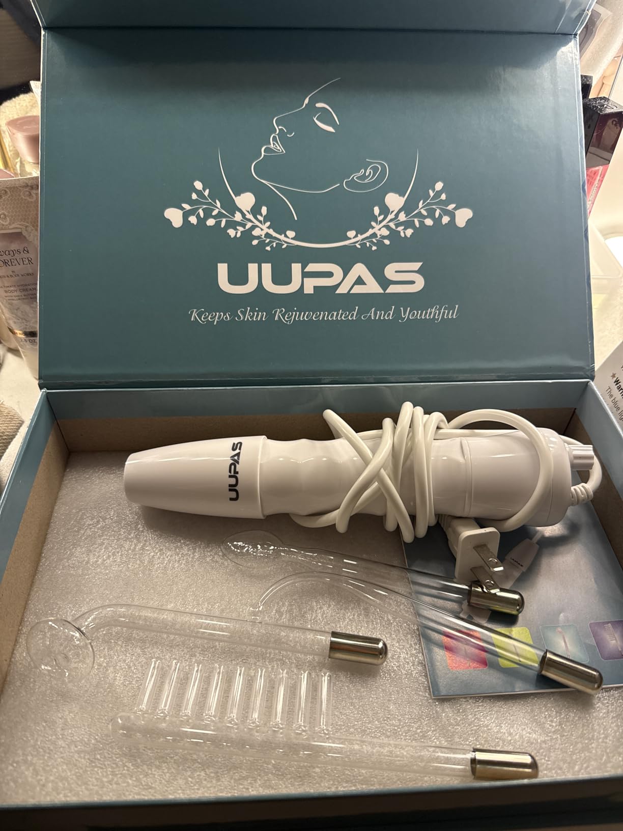 High Frequency Facial Wand-UUPAS Portable Handheld High Frequency Facial Machine Skin Facial Wand with 4 Violet Tubes customer photo 1