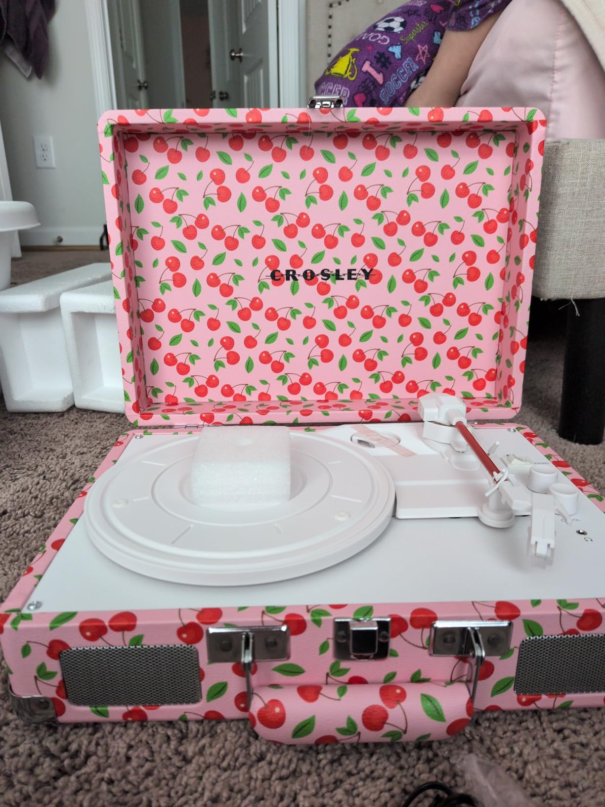 Crosley Cruiser Plus Vintage 3-Speed Bluetooth in/Out Suitcase Vinyl Record Player Turntable customer photo 1