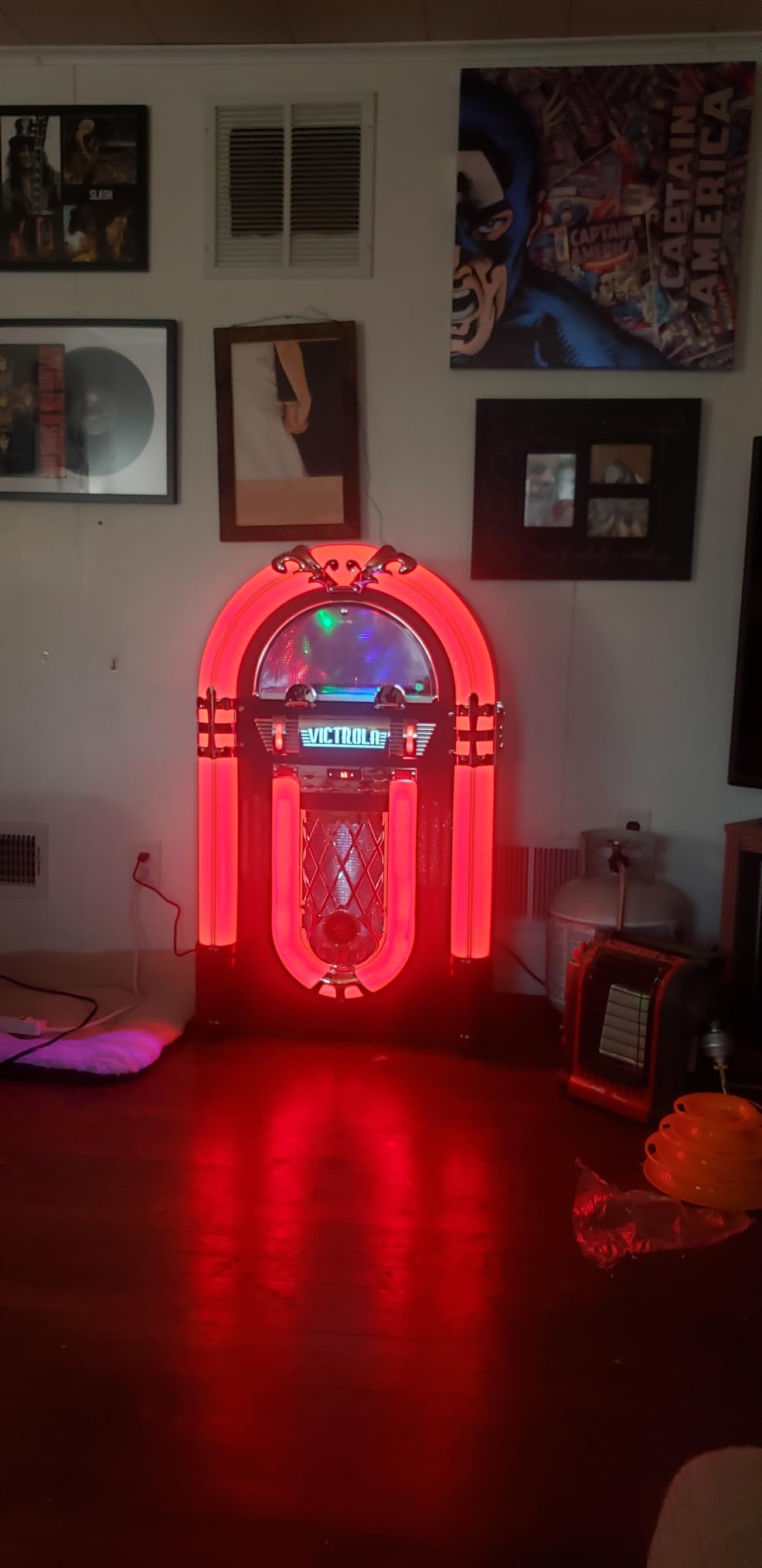Crosley Mayfield Full Size Jukebox, 3-Speed Belt Driven Turntable with Stereo Speakers & Subwoofer, Wireless Bluetooth Music Streaming, FM Radio, Premium Cartridge, LED Lights, Easy Setup customer photo 1