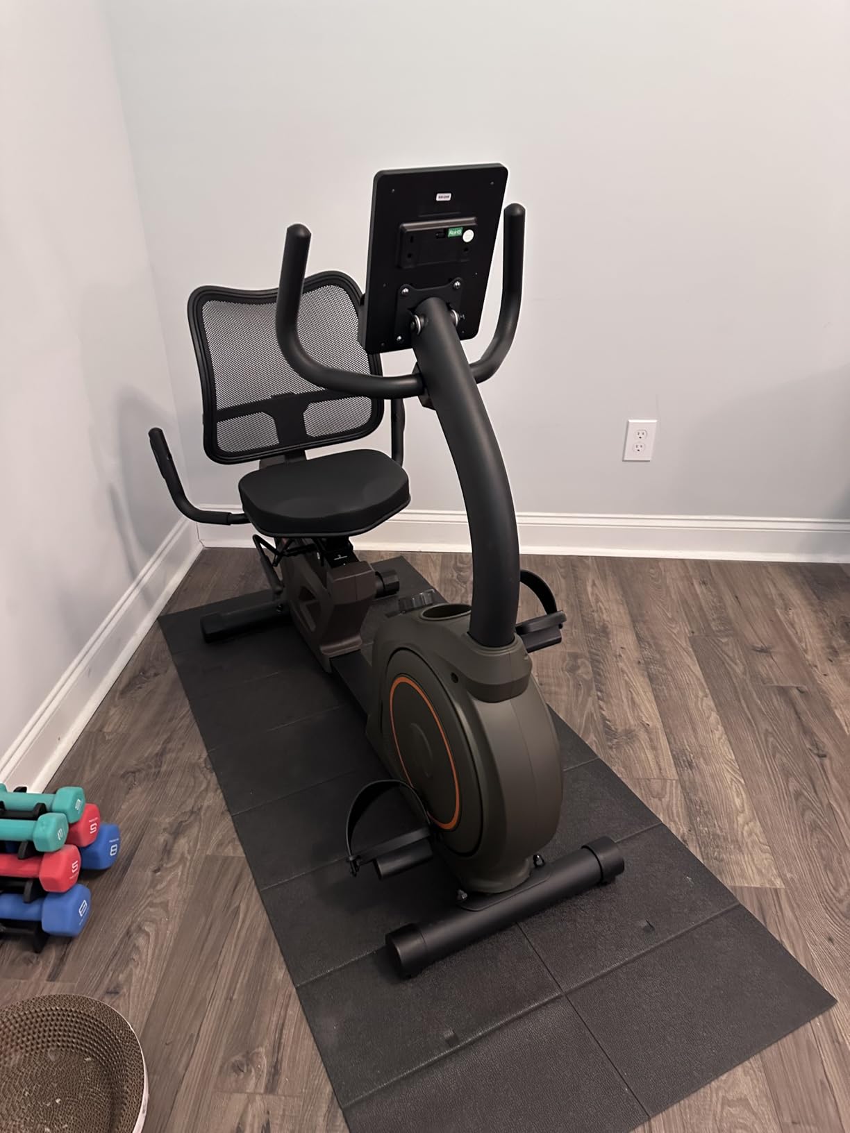 Niceday Recumbent Exercise Bike, Recumbent Bike for Home, Recumbent Stationary Bike 400LBS Weight Capacity, Magnetic Recumbent Bike with Smart APP, LCD Monitor, Heart Rate Handle customer photo 2