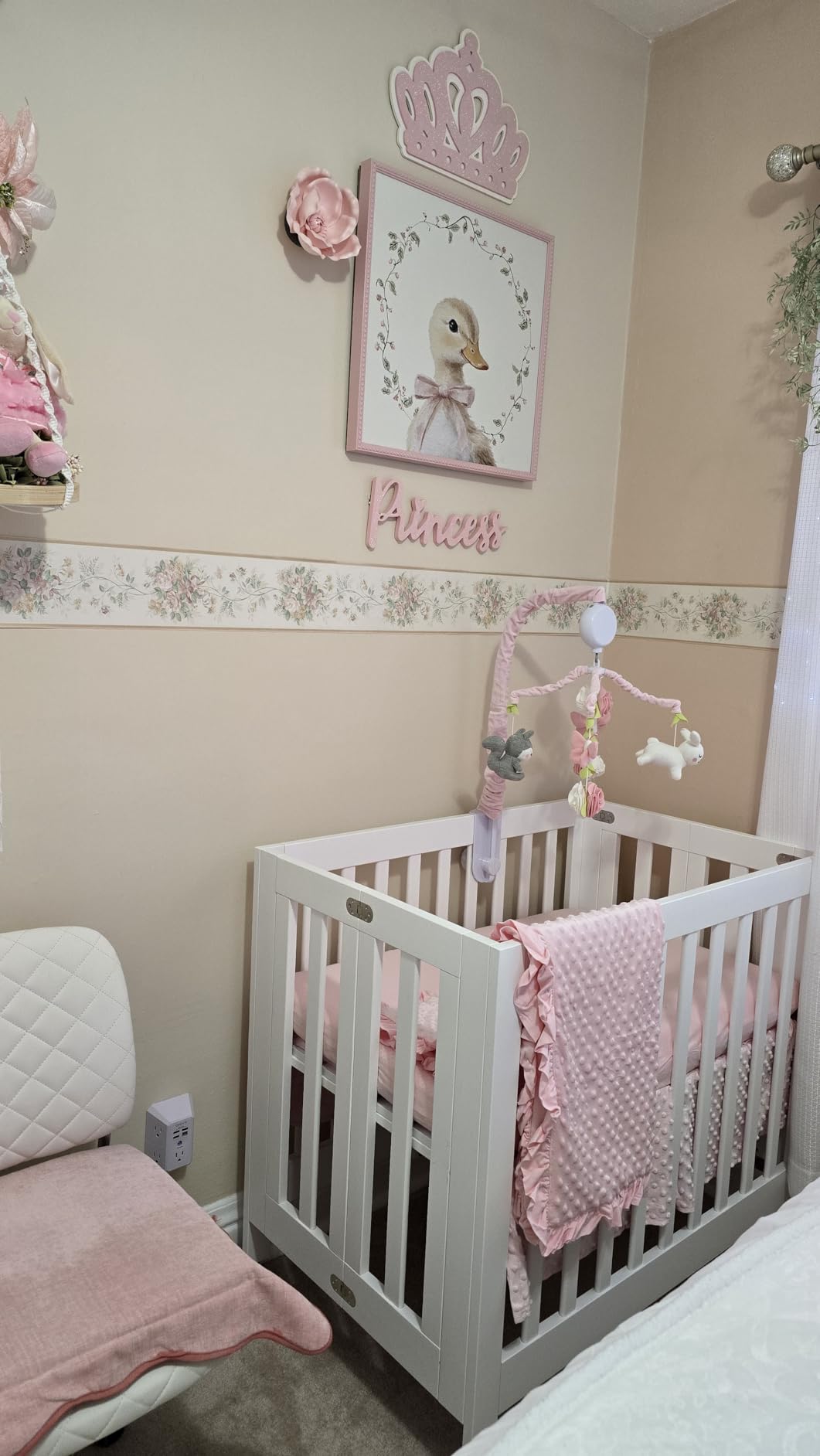 Babyletto Origami Mini Portable Crib Folding with Wheels in Light Sage, 2 Adjustable Mattress Positions, Greenguard Gold Certified customer photo 1