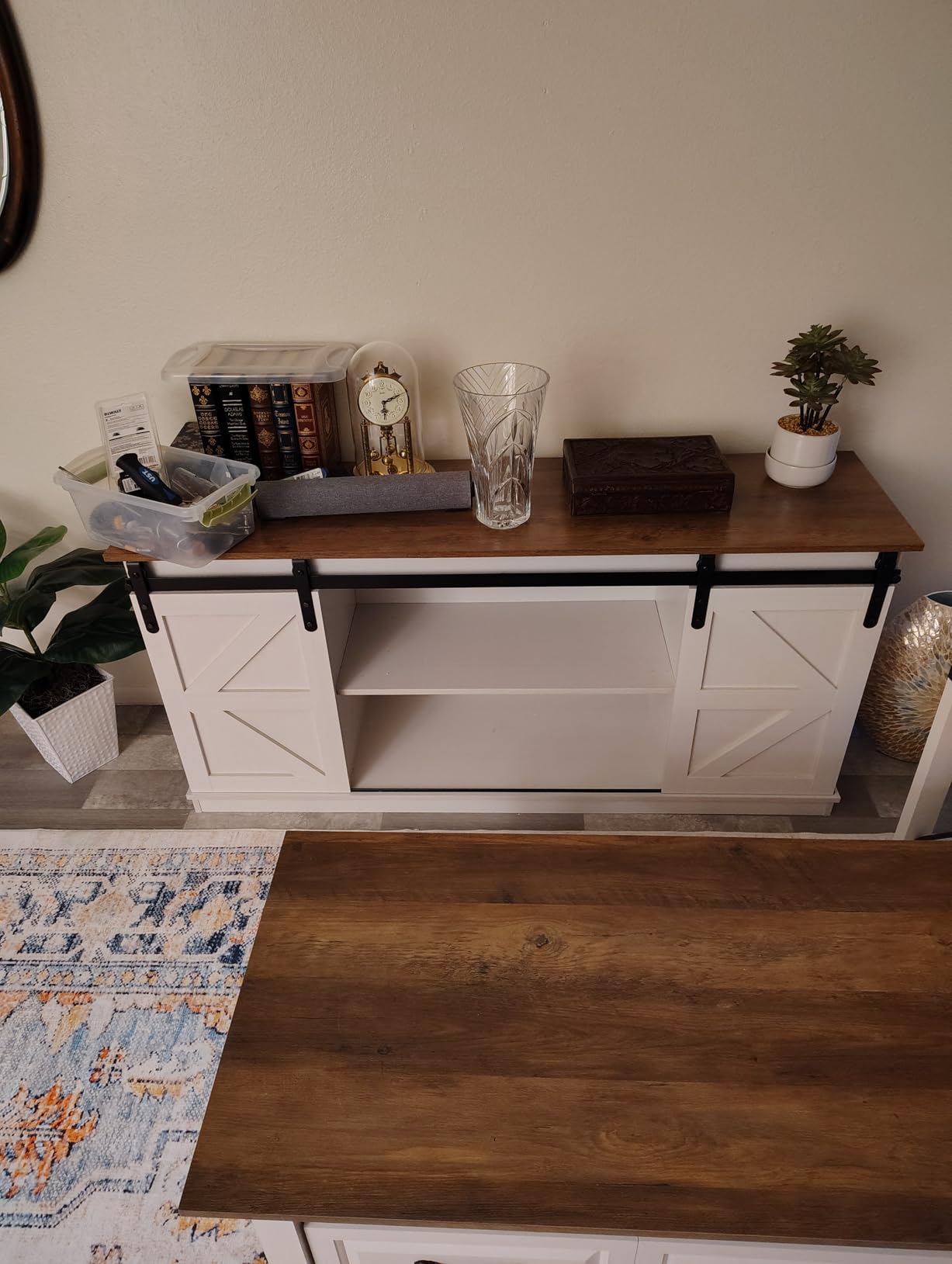 JUMMICO TV Stand for 65 Inch TV, Entertainment Center with Storage Cabinets and Sliding Barn Doors, Mid Century Modern Media TV Console Table, Bright White customer photo 1