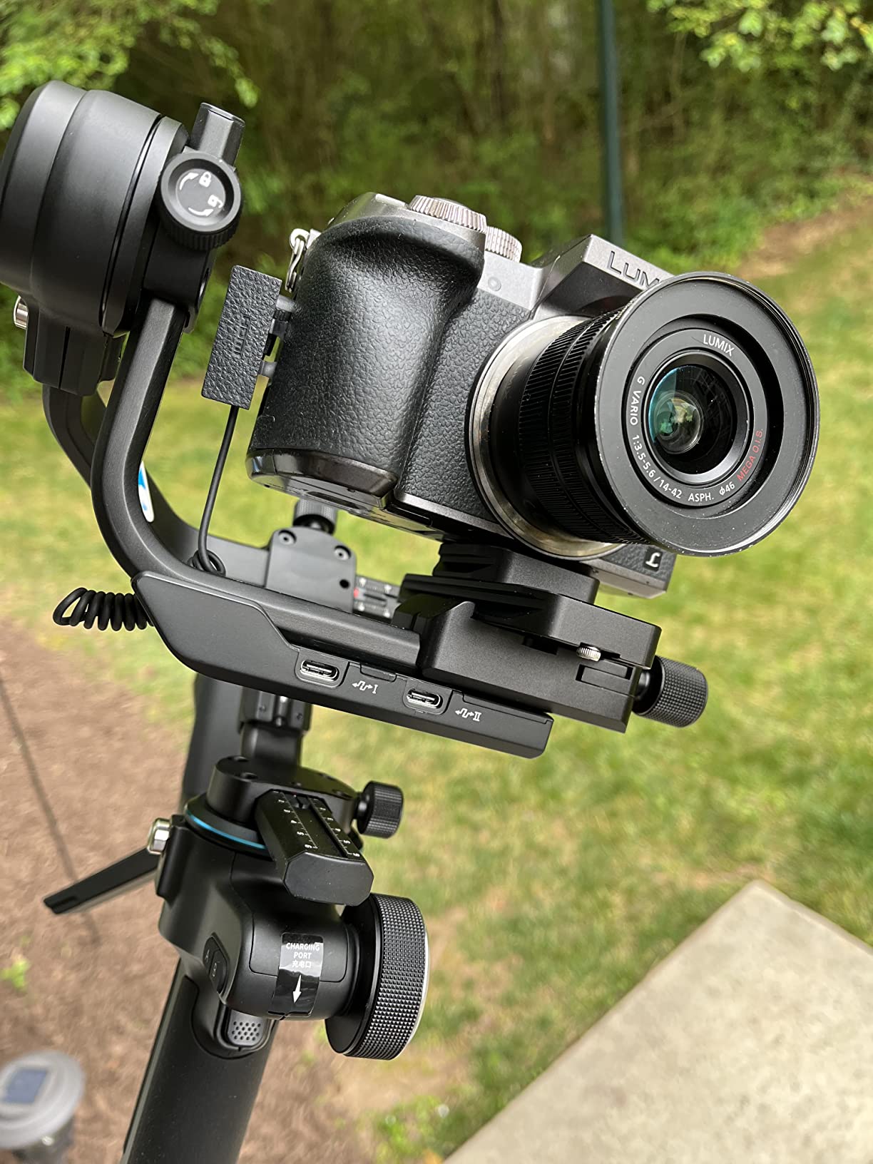 FeiyuTech SCORP-C Gimbal Stabilizer for Cameras DSLR and Mirrorless Camera, 3-Axis Camera Gimbal, 5.5lbs Payload, for Sony A6300/A6400 A7S3 a9/a7 for Canon 5D3/80D for Nikon D7500/Z5/Z6 II customer photo 2