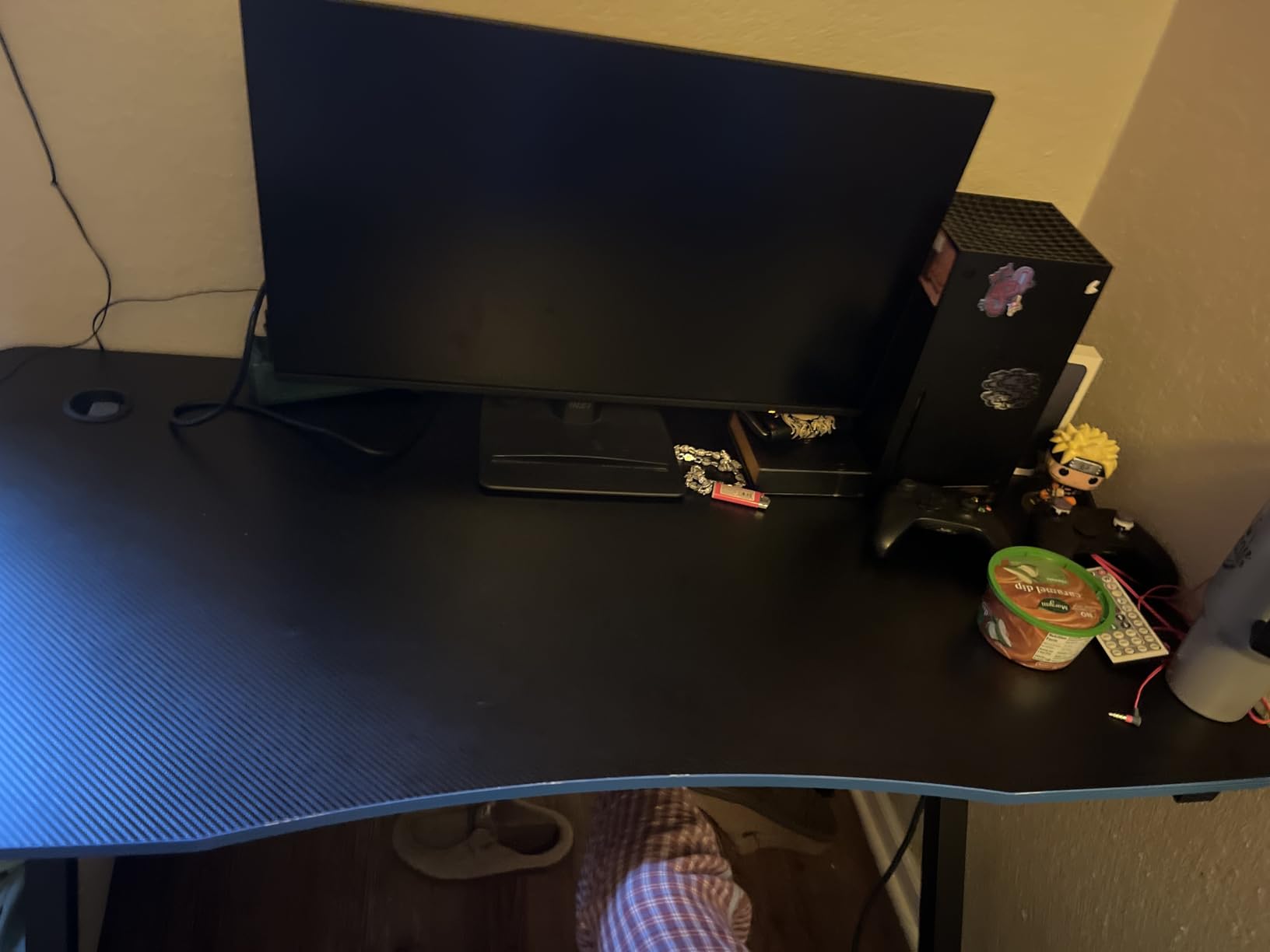 BestOffice Gaming Desk Z Shaped 47 inch Gaming Workstation Ergonomic Gaming Table PC Computer Desk with Headphone Hook customer photo 1