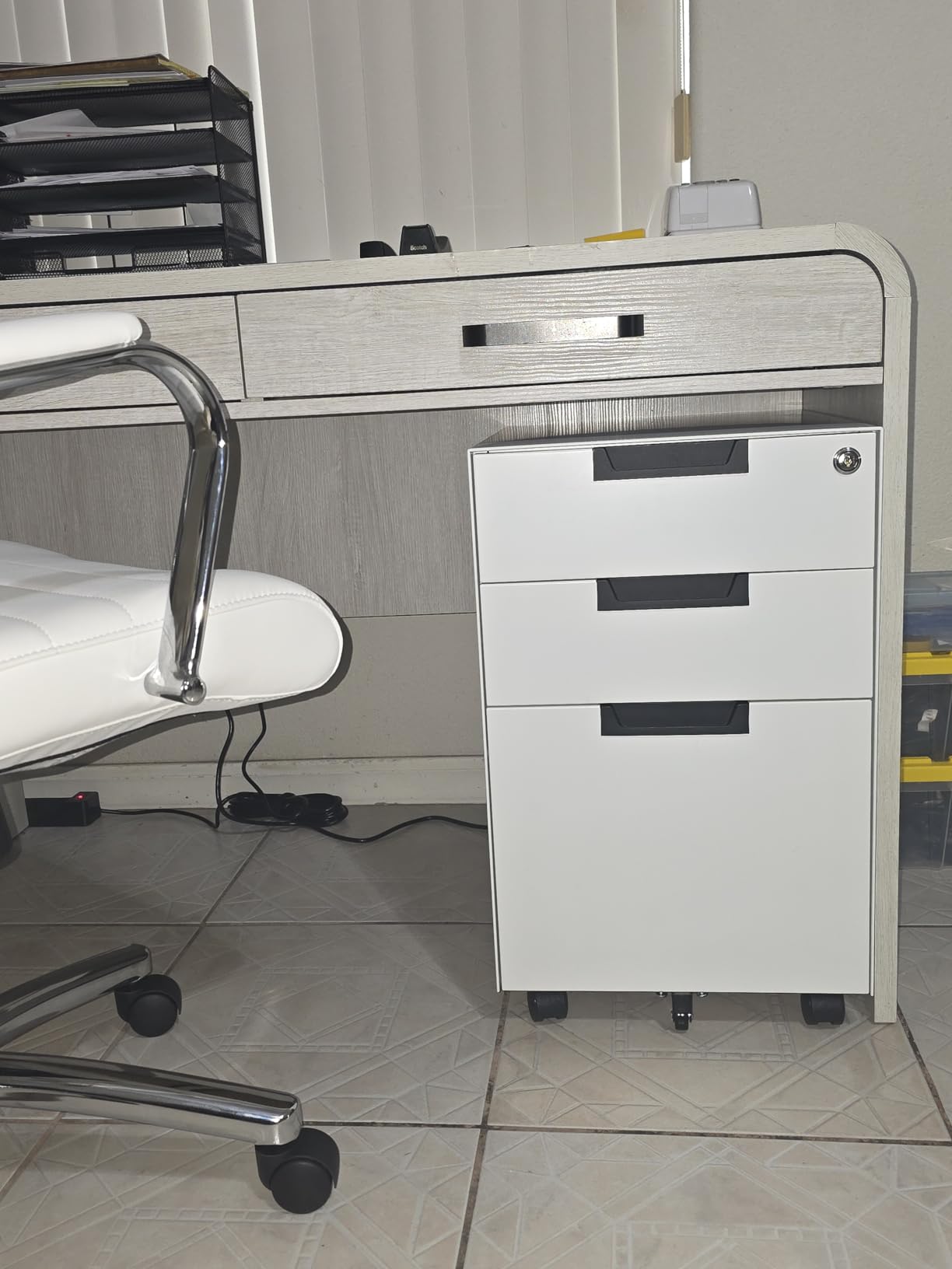 Letaya 3 Drawer Mobile File Cabinet with Lock,Under Desk Metal Filing Cabinets for Home Office Organizer Letters/Legal/A4((Fully Assembled-Black) customer photo 1