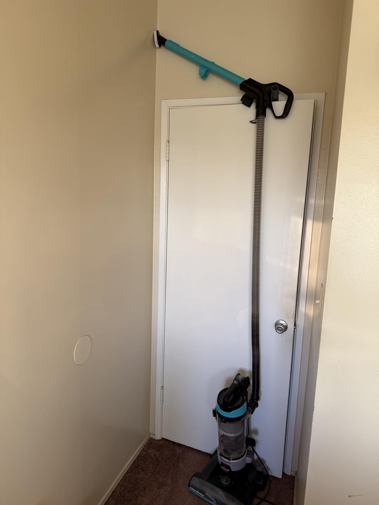 CleanView Upright Vacuum with Active Extension Wand, XL 2L Dirt Tank Capacity, Powerful Suction & OnePass Technology for Carpets & Hard Floors, 3536 customer photo 2