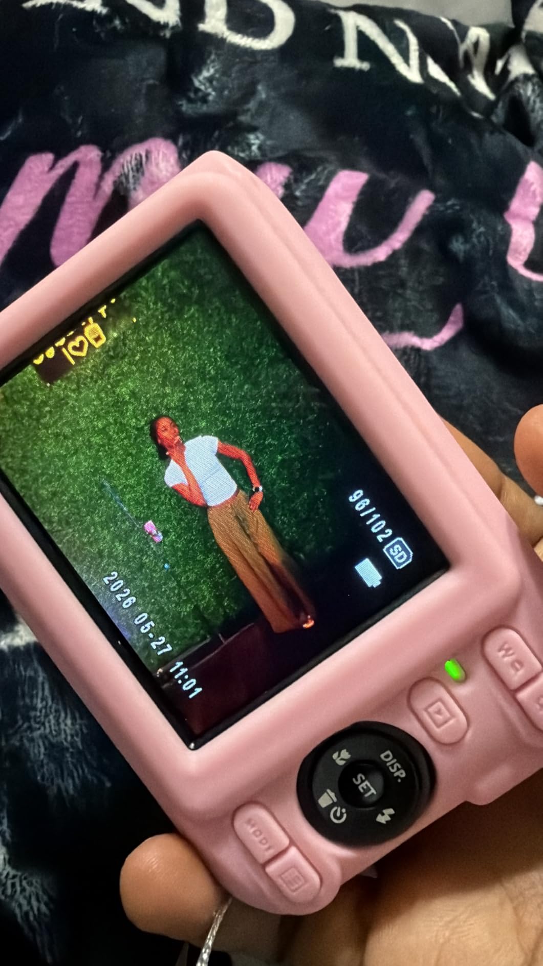KODAK PIXPRO FZ45 Digital Camera, 16MP Point & Shoot with 4X Optical Zoom, 27mm Wide Angle, 2.7 Inch LCD, 1080p Video, White customer photo 1