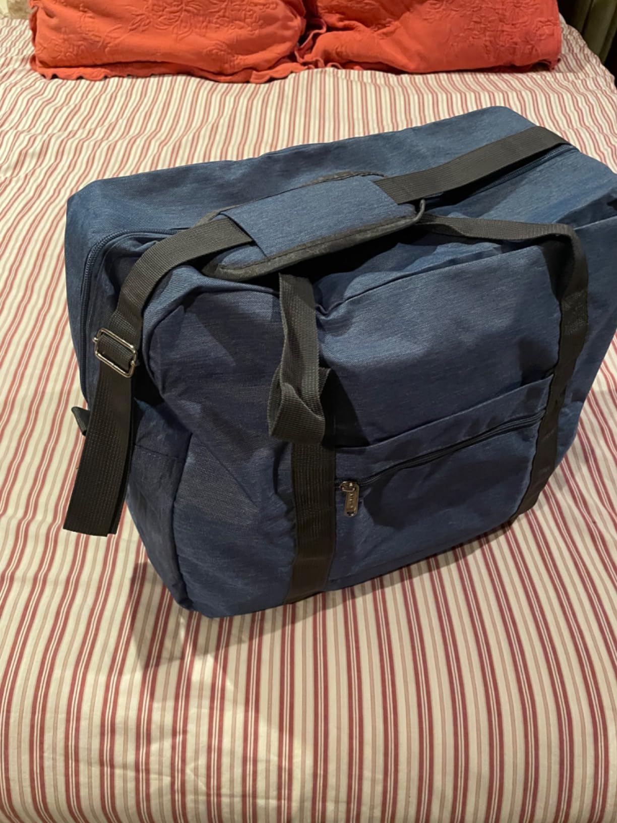 Narwey Carry on Luggage 22x14x9 Airline Approved Foldable Duffle Bag for Travel Packable Duffel Bag for Traveling Airplane for Women and Men 40L (Black (With Shoulder Strap)) customer photo 1