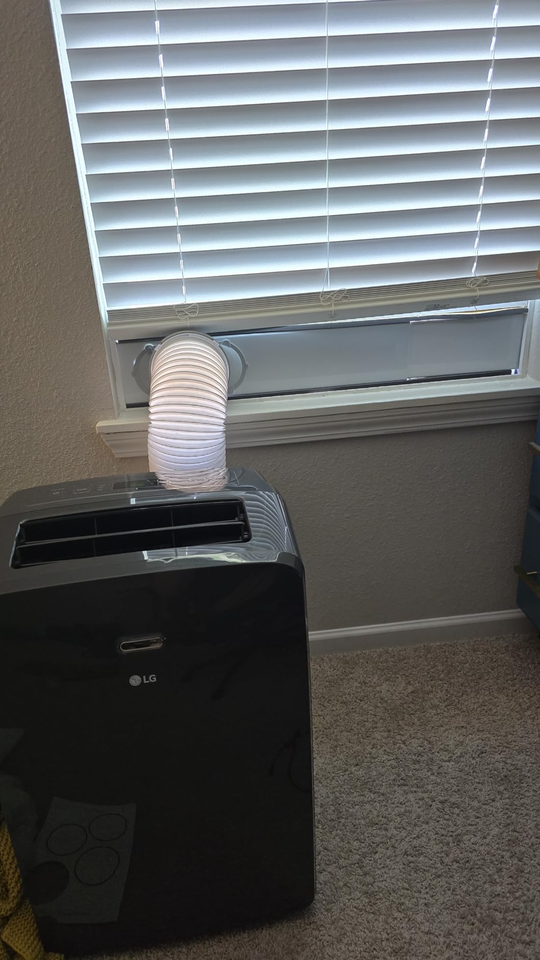 LG 10000 BTU SACC(14000 ASHRAE) Portable Air Conditioners [2023 New, Dual Inverter] Cools 450 Sqft Ultra Quiet & Easy Install WiFi App Medium & Large Room Air Conditioner AC Unit Home White LP1022FVSM customer photo 1
