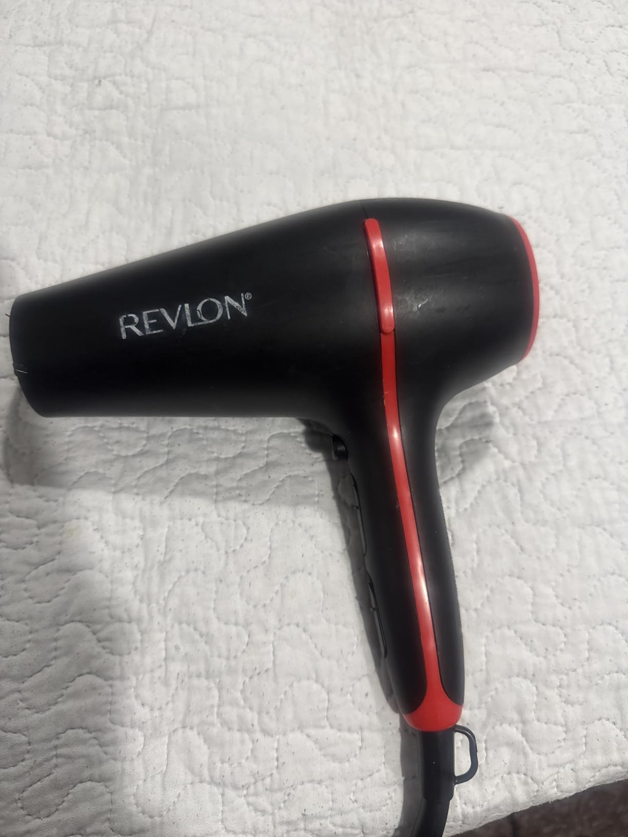 Revlon SmoothStay Hair Dryer with Diffuser, Ionic Ceramic Blow Dryer, Coconut Oil Infused for Frizz Control, Shine and Volume, 1875W Lightweight Dryer with Concentrator for Smooth or Curly Styles customer photo 1