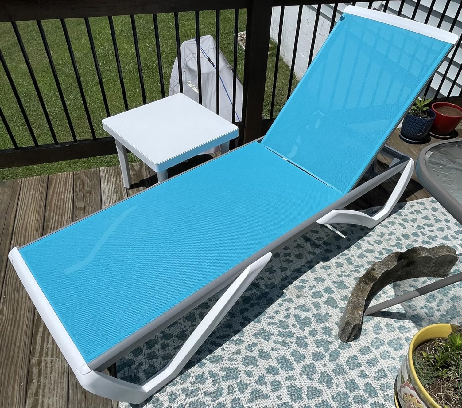 Kozyard Outdoor Chaise Lounge Chair, Fully Flat Adjustable Patio Lounger with Aluminum Frame & Resin Legs, Textilene Fabric for Poolside, Backyard & Beach, Aqua customer photo 2