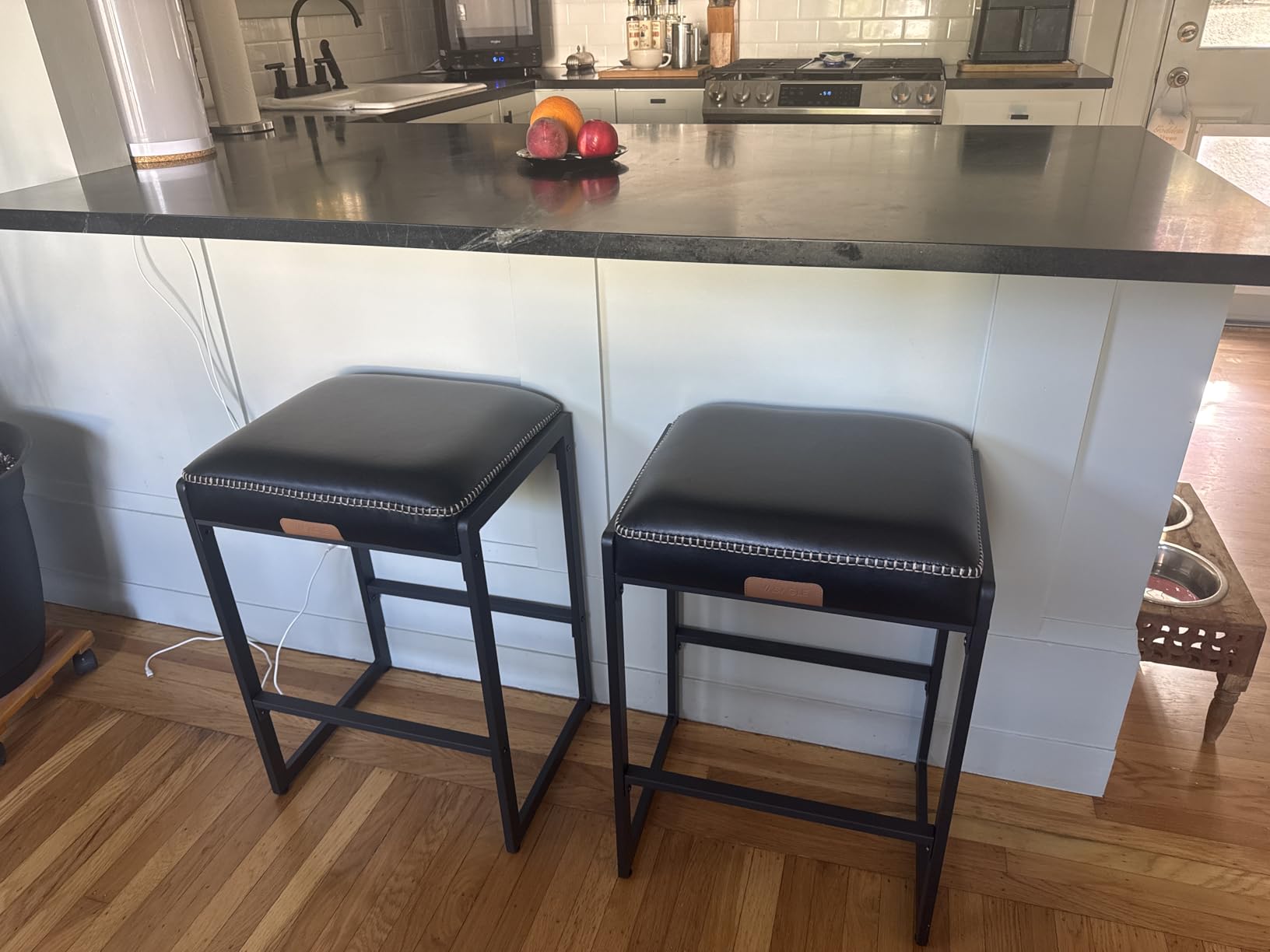 VASAGLE EKHO Collection - Bar Stools Set of 2, Counter Height Bar Stools, Synthetic Leather with Stitching, Mid-Century Modern, 26-Inch Tall, Caramel Brown customer photo 2