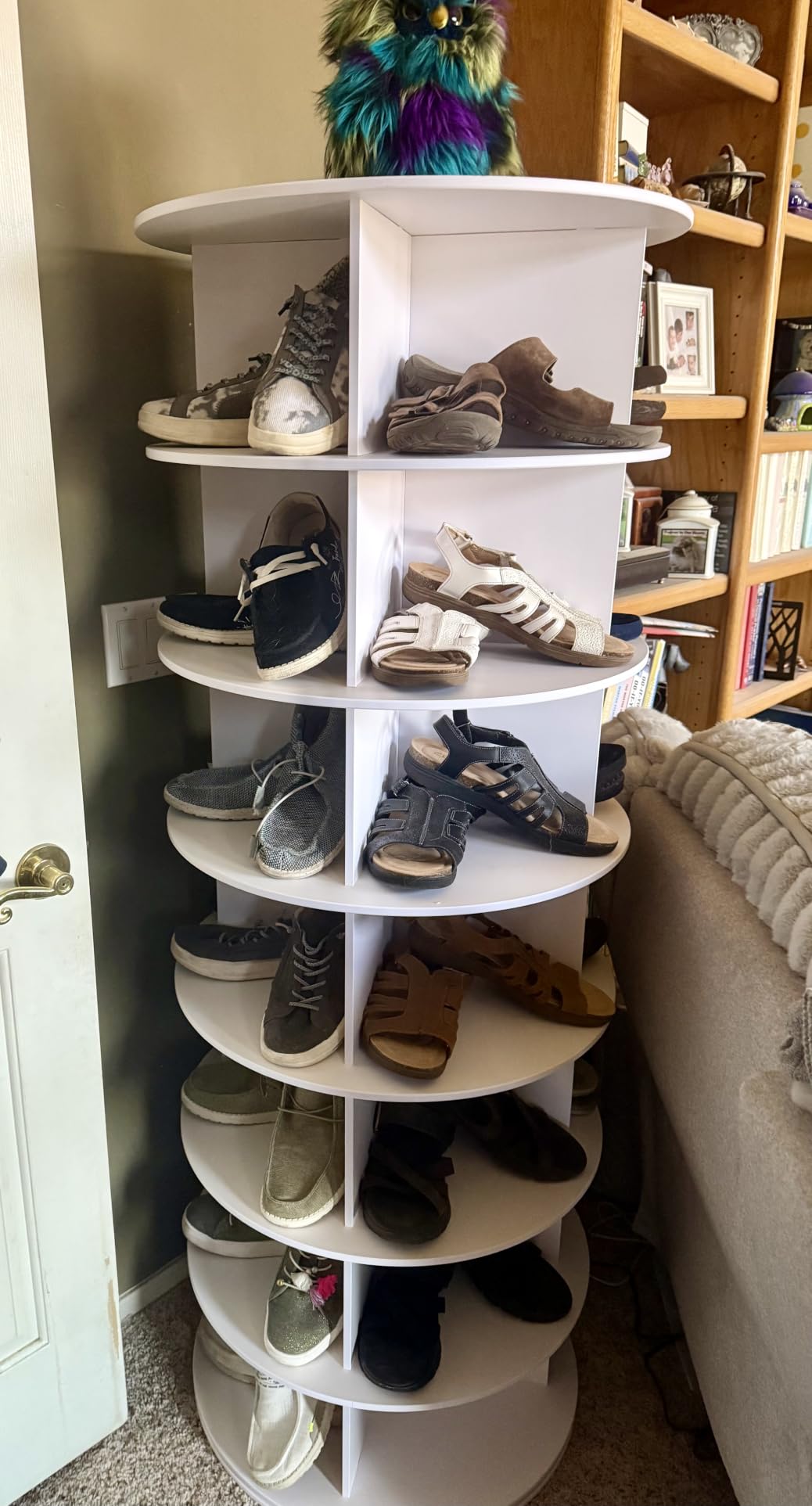 SpaceAid 7 Tier Rotating Shoe Rack Tower, Spinning Shoe Display Lazy Susan, Revolving 360 Shoe Rack Storage Round Carousel, Vertical Handbag Rotate Shoes Closet Organization (7-Tier White) customer photo 1