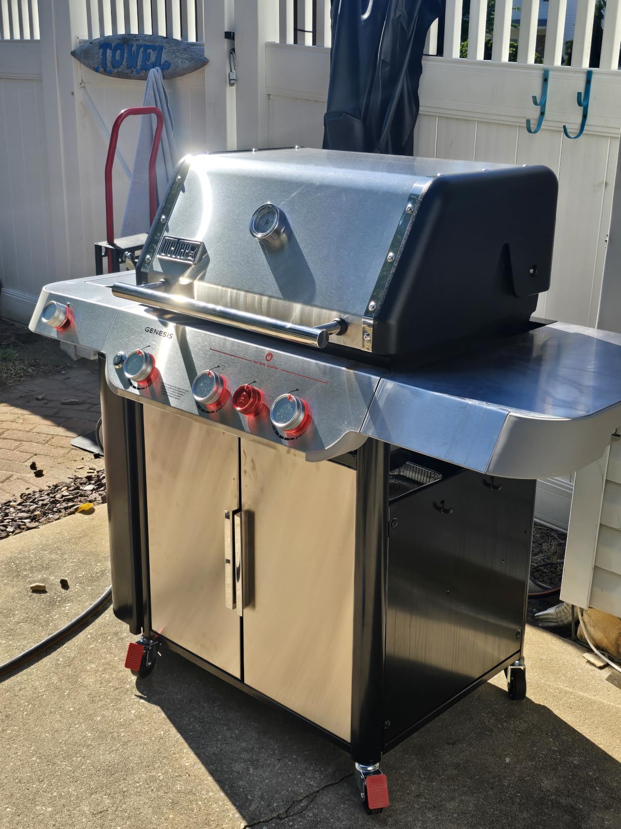 Weber Genesis E-335 Liquid Propane Gas Grill, 3 Burners and 1 Side Burner, Black customer photo 1