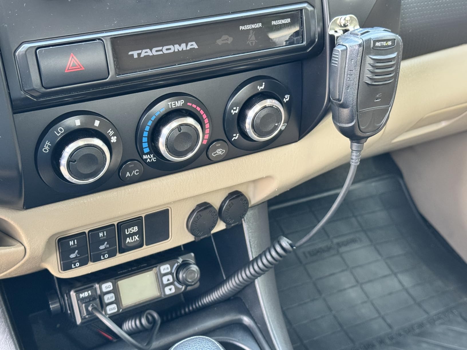 Retevis MB1 CB Radio Kit, Noise Cancellation AM/FM Mini CB Radio with Antenna, 12V/24V Cigarette Lighter Plug, 7-Color Screen, Emergency Channel 9/19, VOX, Auto-Scan, for Truckers customer photo 1