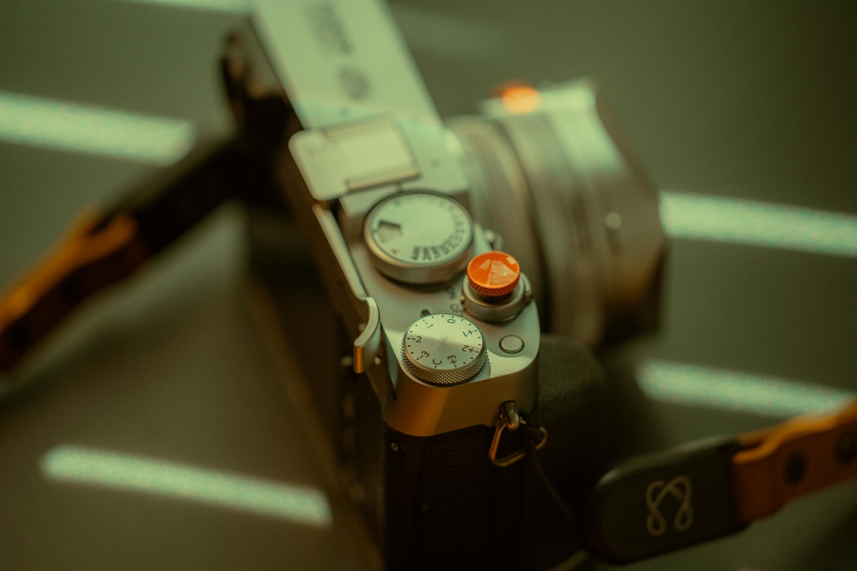 Fujifilm X100VI Digital Camera, Silver customer photo 2
