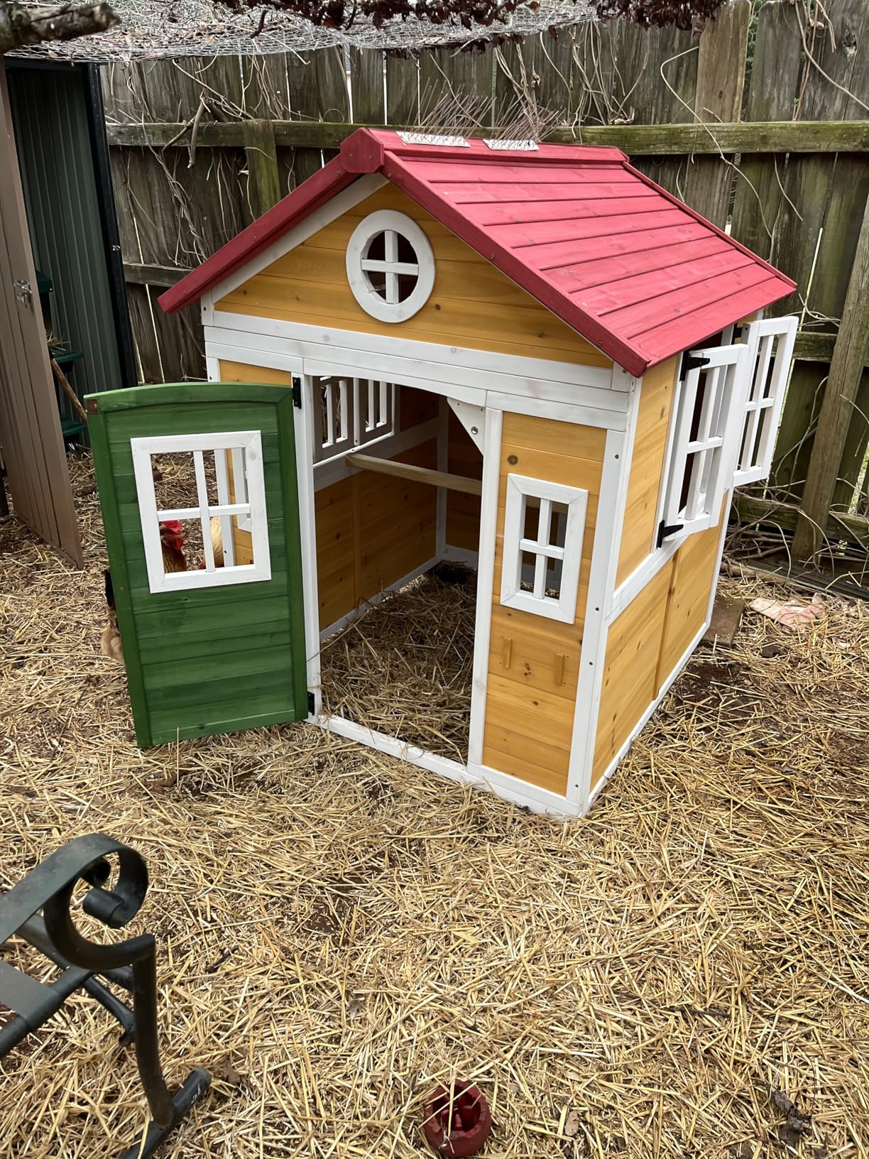 Outsunny Outdoor Kids Playhouse, Wooden Playhouse with Dutch Door, Windows, Flower Holders and Boxes for Toddlers 3-8 Years customer photo 2