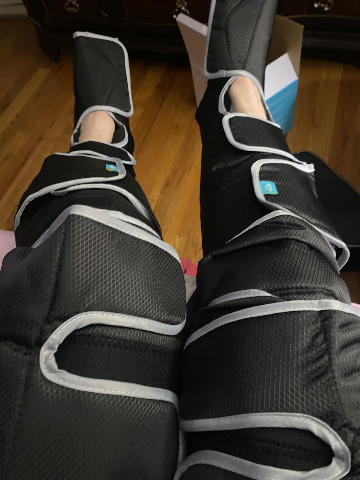 ALLJOY Leg Massager for Circulation and Pain Relief FSA, Gifts for Men Women Dad Mom, Leg Massager with Heat and Compression, 2 Heat 5 Modes 4 Intensities 4 Extenders customer photo 1