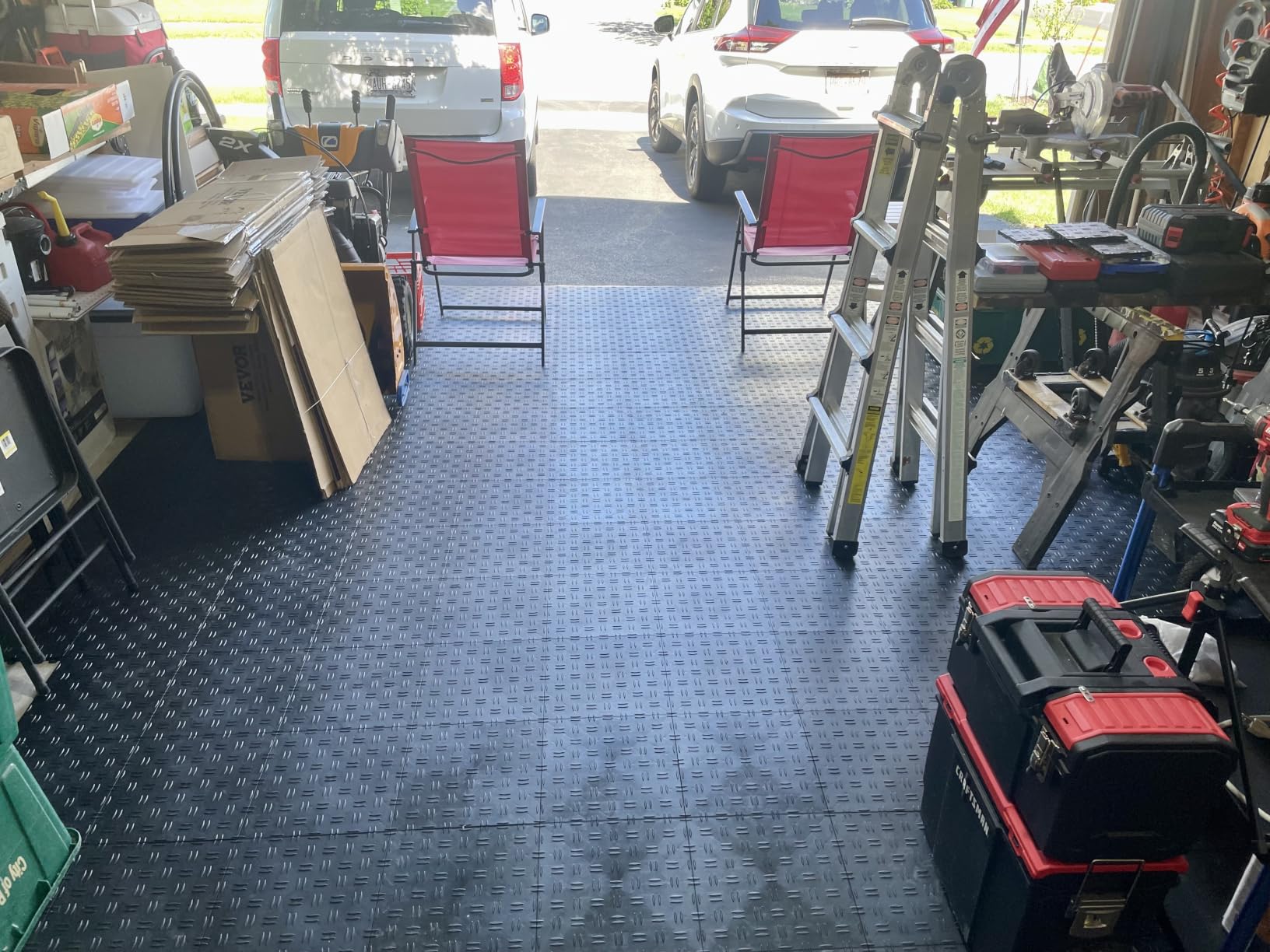 VEVOR Garage Floor Tiles 12 x 12 x 0.53 inch, Interlocking Design Ease of Installation Double-Sided Texture Non-Slip Sturdiness, for Garages, Basements, Repair Shops, Black, 50 Pack customer photo 1