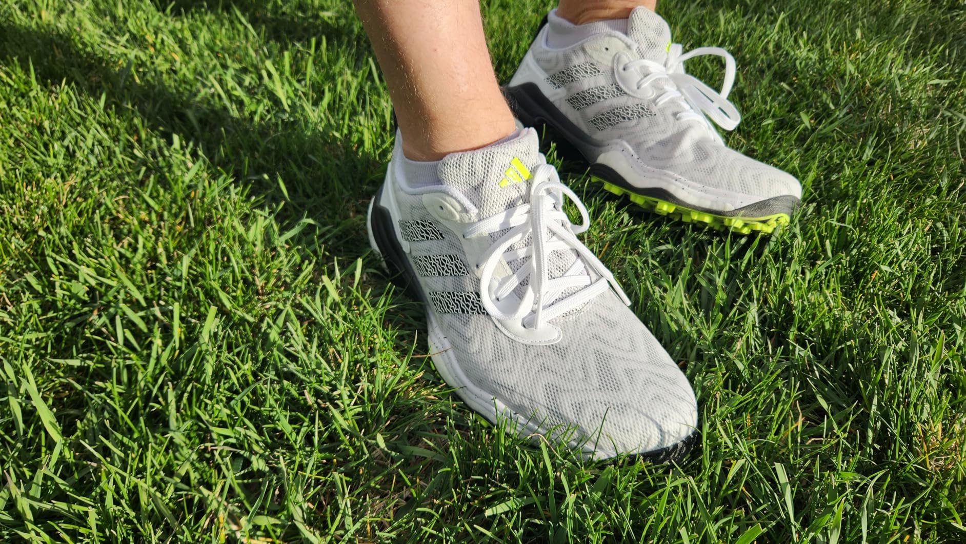 adidas Men's Codechaos 25 Spikeless Golf Shoes customer photo 1