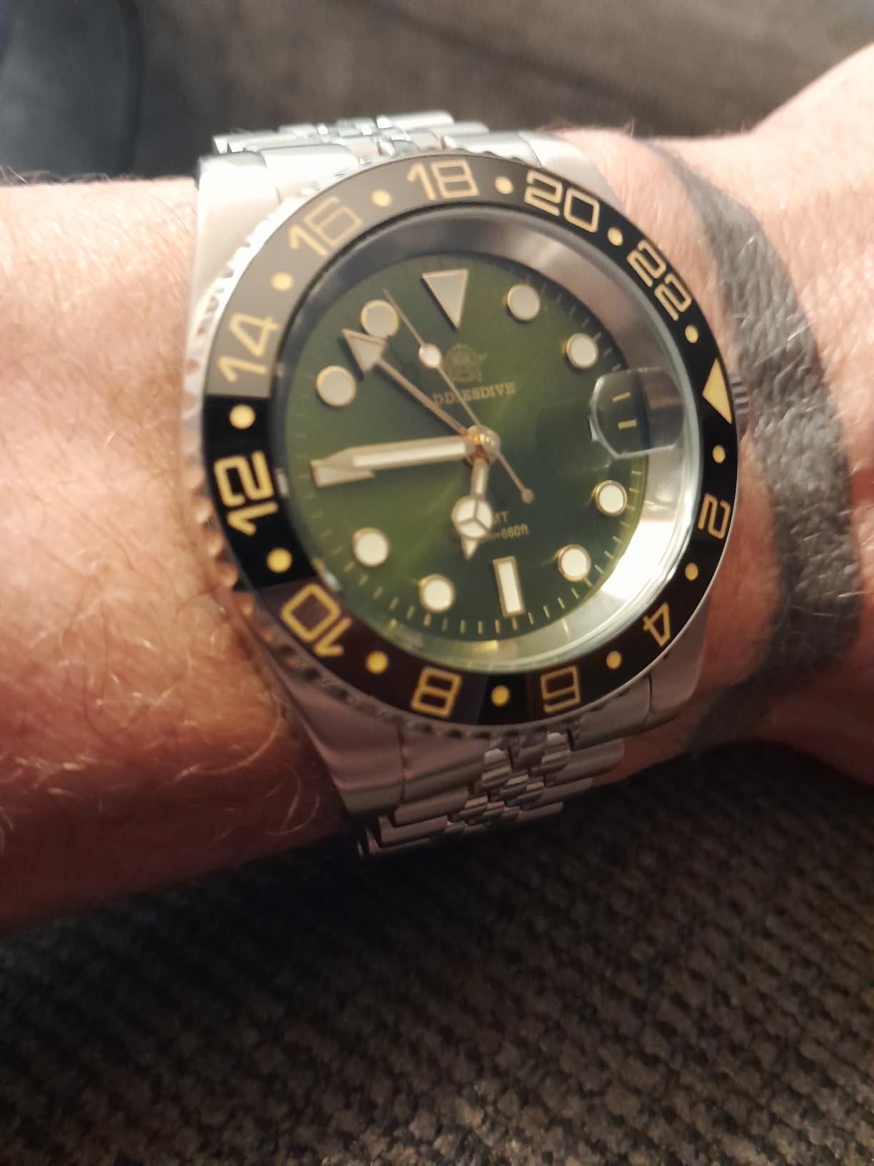 GMT Watches for Men Swiss Quartz Movement Waterproof 200 M Luminous Analog Two Tone Luxury Wrist Watch customer photo 1