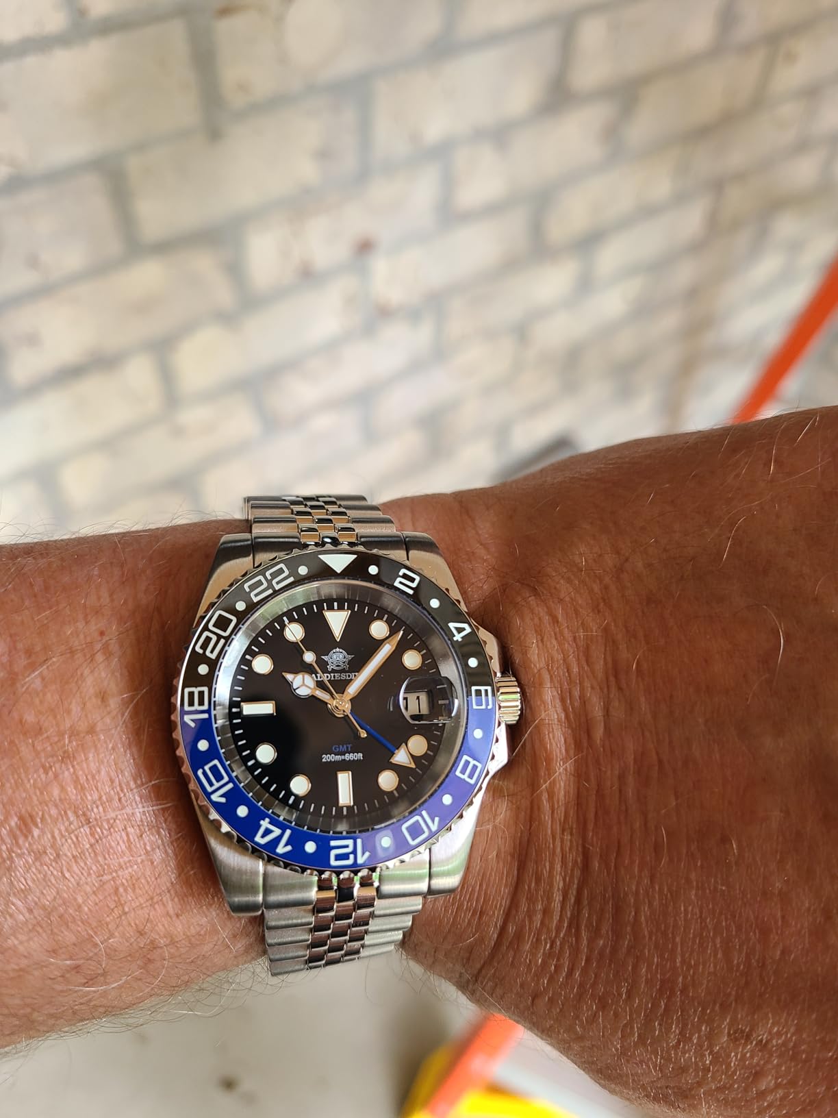 GMT Watches for Men Swiss Quartz Movement Waterproof 200 M Luminous Analog Two Tone Luxury Wrist Watch customer photo 2