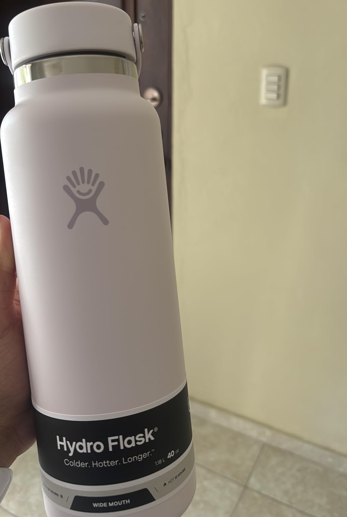Hydro Flask Water Bottle - Insulated Stainless Steel - Wide Mouth Flex Lid, Non Spill, Leakproof and Refillable in 32 Oz Surf Blue customer photo 1