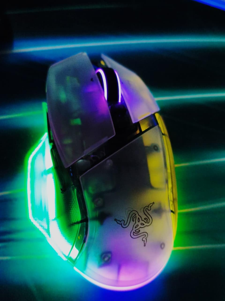 Razer Basilisk V3 Pro 35K Wireless Gaming Mouse: HyperScroll Tilt Wheel - 35K DPI Optical Sensor Gen 2 - 13 Customizable Controls - Chroma RGB - Optical Switches Gen 3 - Up to 140 Hr Battery - Black customer photo 1