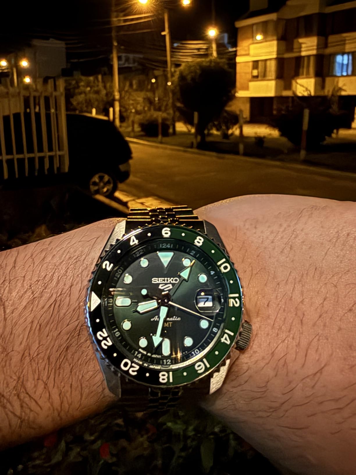 Seiko 5 Sports SKX GMT Automatic Green Dial Sprite Bezel Men's Watch SSK035 customer photo 2