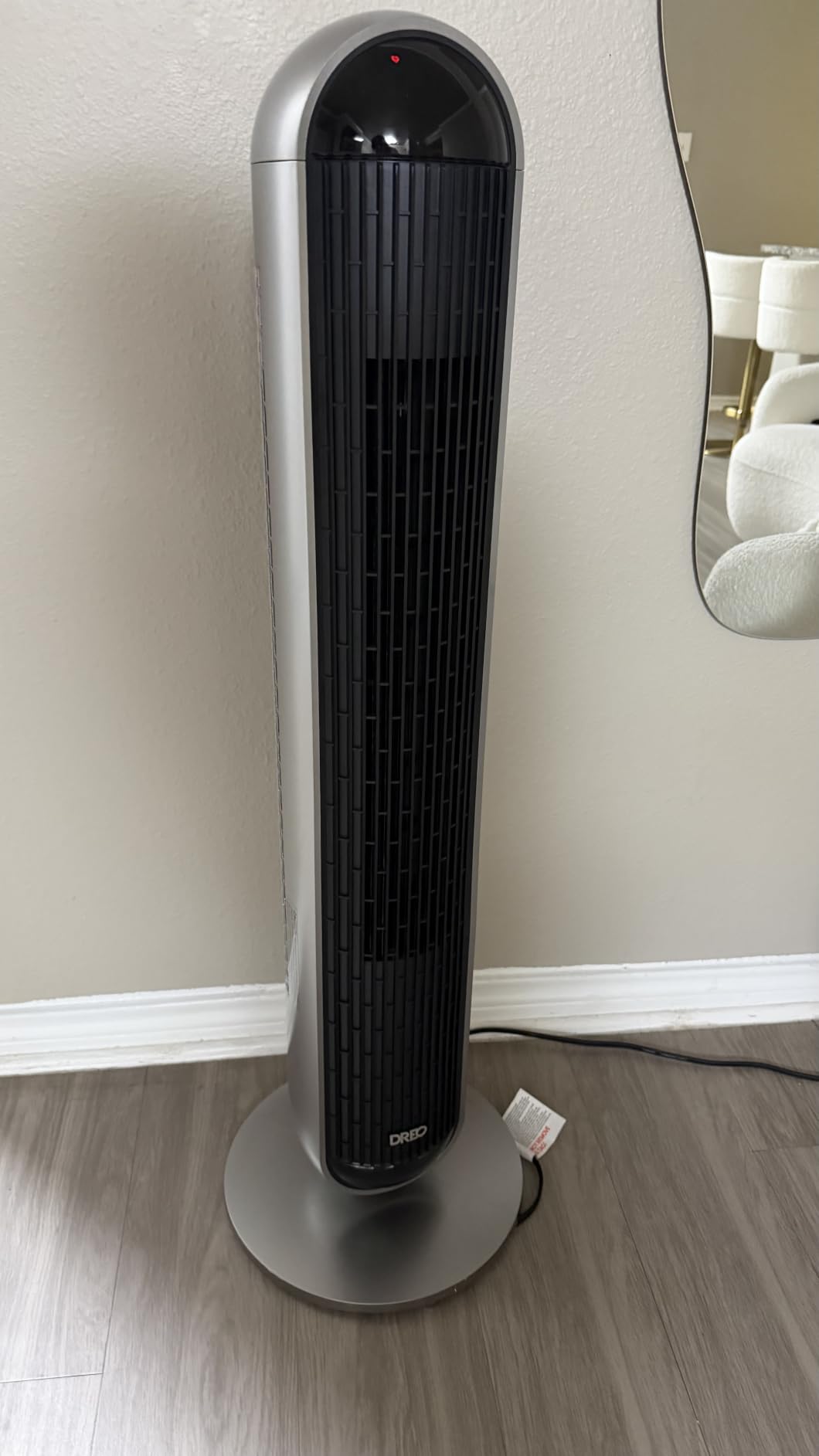 DREO Tower Fan and Heater Combo, 29.2ft/s Standing Fans for Bedroom, 17 Levels, 6 Modes, 120 Degree Oscillation, 42 Inch, 12H Timer, 25dB Quiet, with Remote, for Office, Large Room, Silver customer photo 1