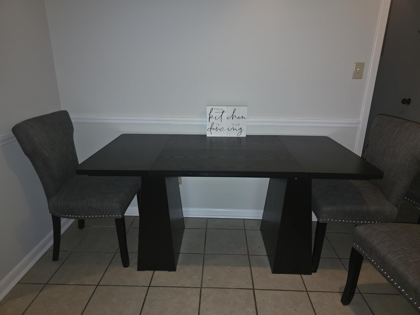 LITTLE TREE Dining Table for 4-6 People, Wooden Table, Rectangle Furniture with Heavy Duty Legs, Modern Kitchen Table for Home, Dining Room, Black customer photo 1